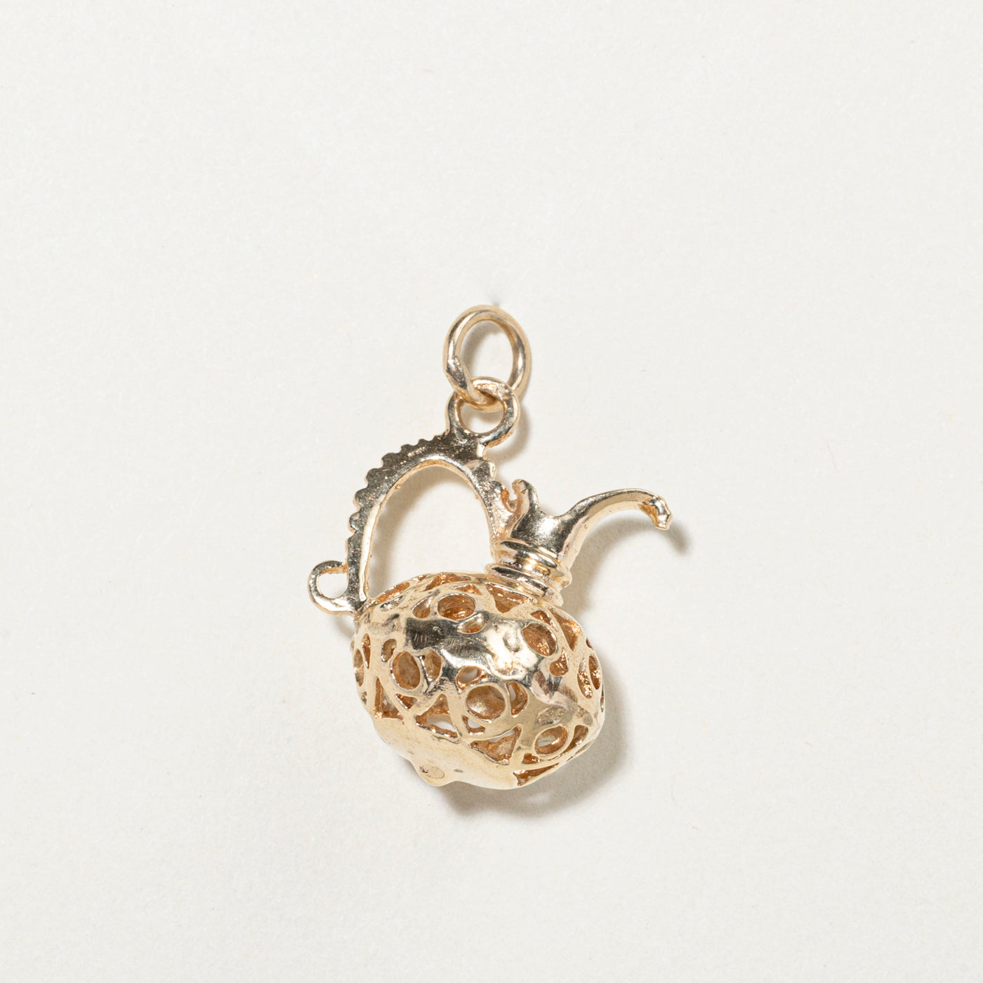 9k Yellow Gold Kettle Charm