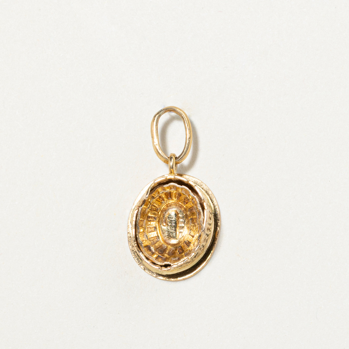 18k Yellow Gold Colosseum Charm