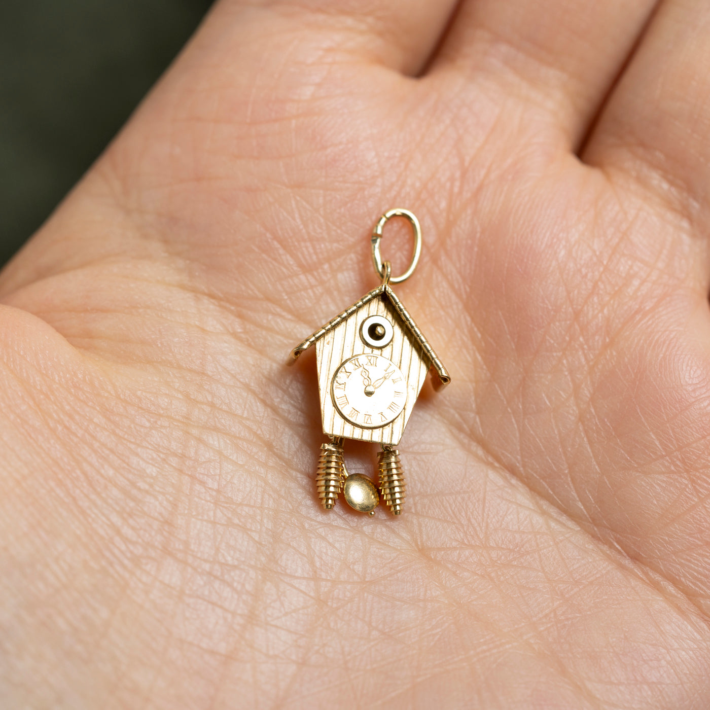 18k Yellow Gold Bird House Clock Charm