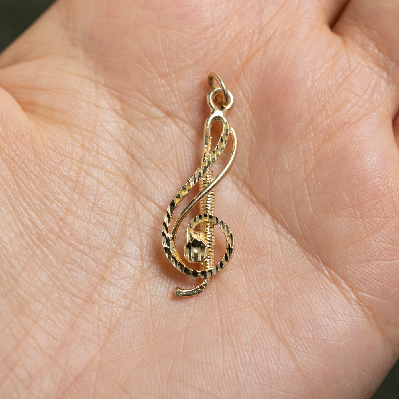 10k Yellow Gold Treble Clef Charm