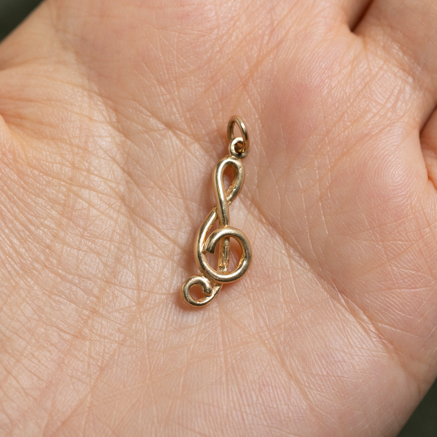 10k Yellow Gold Treble Clef Charm