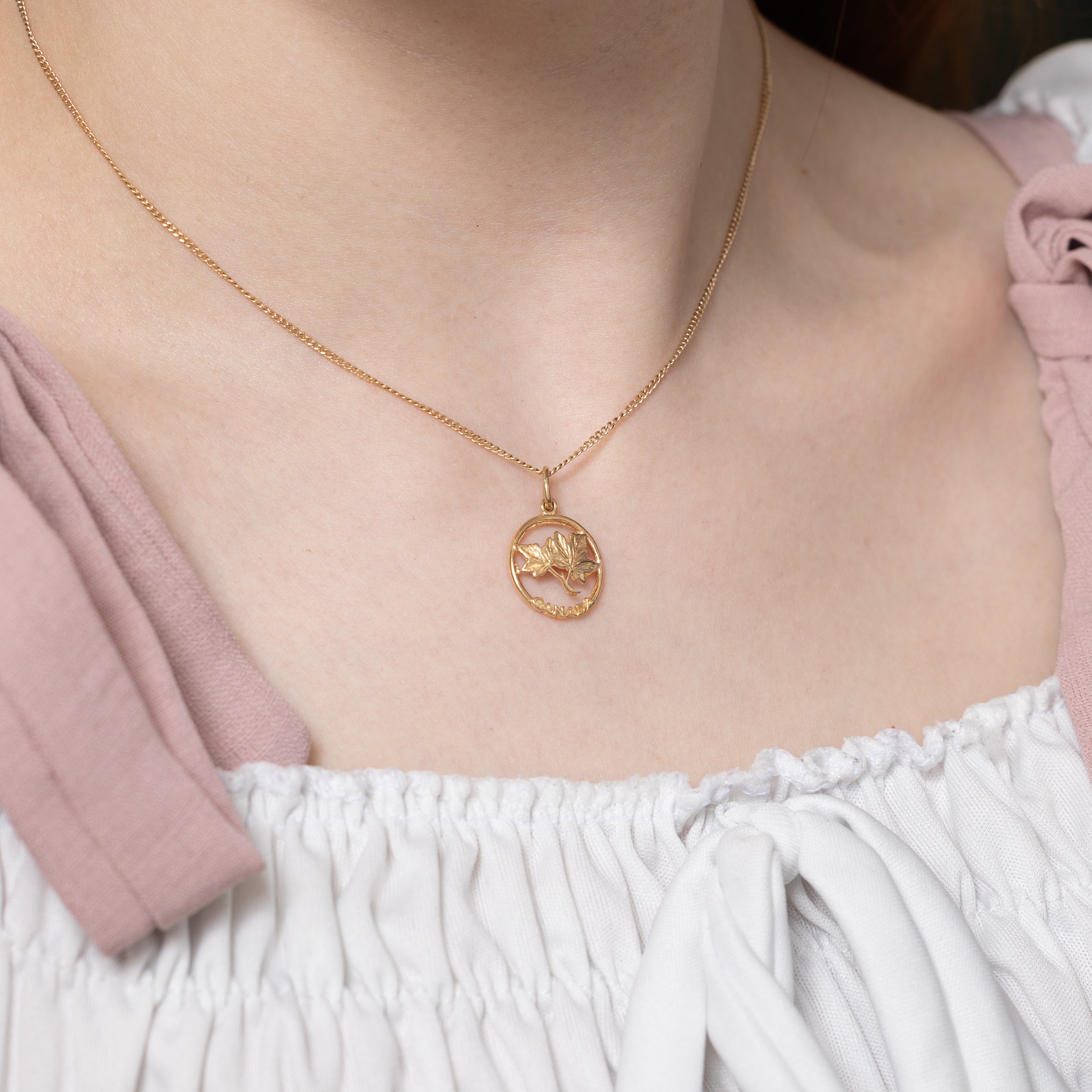 10k Yellow Gold Openwork Maple Leaf Charm
