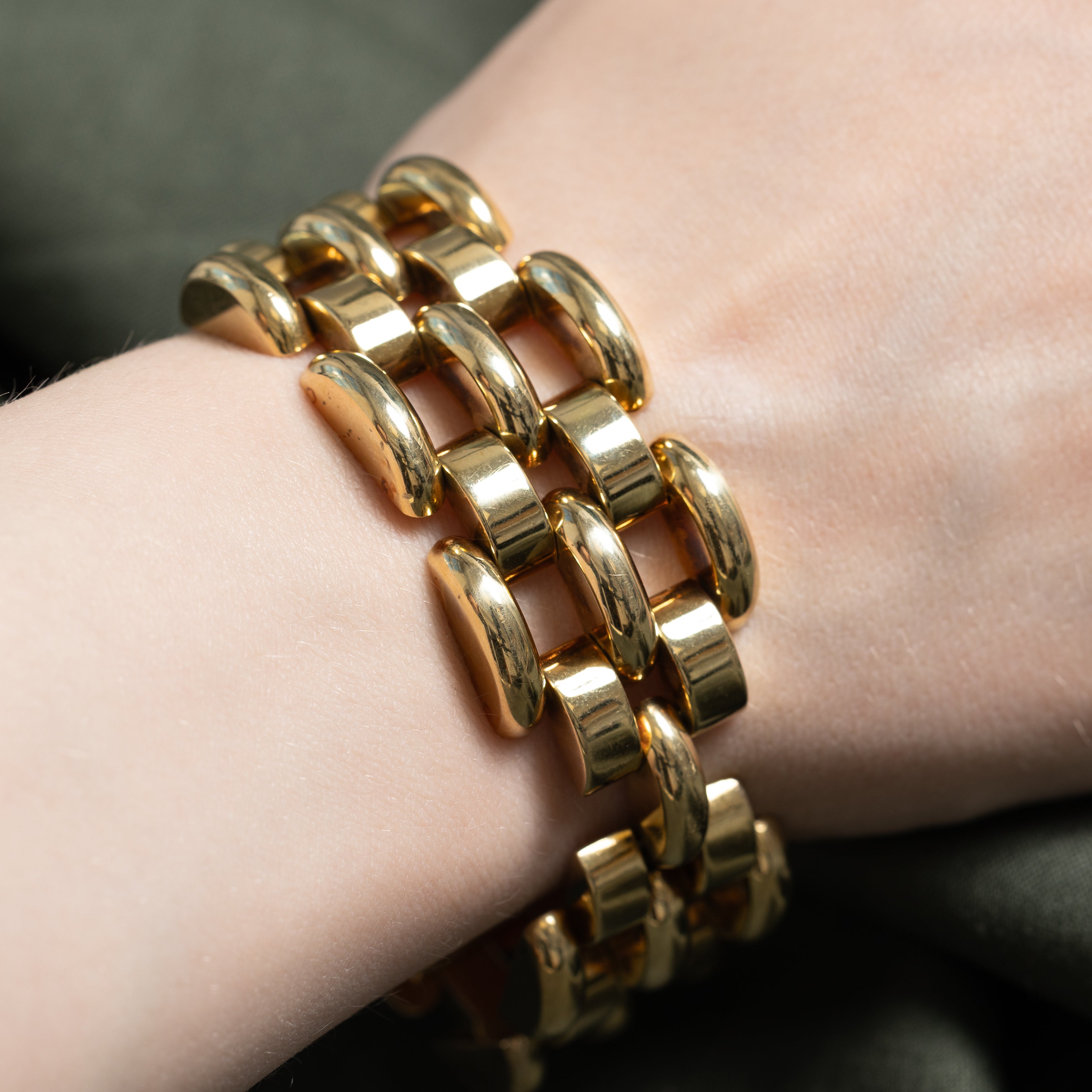 'Birks' 14k Yellow Gold Panther Link Chunky Bracelet | 7.5"