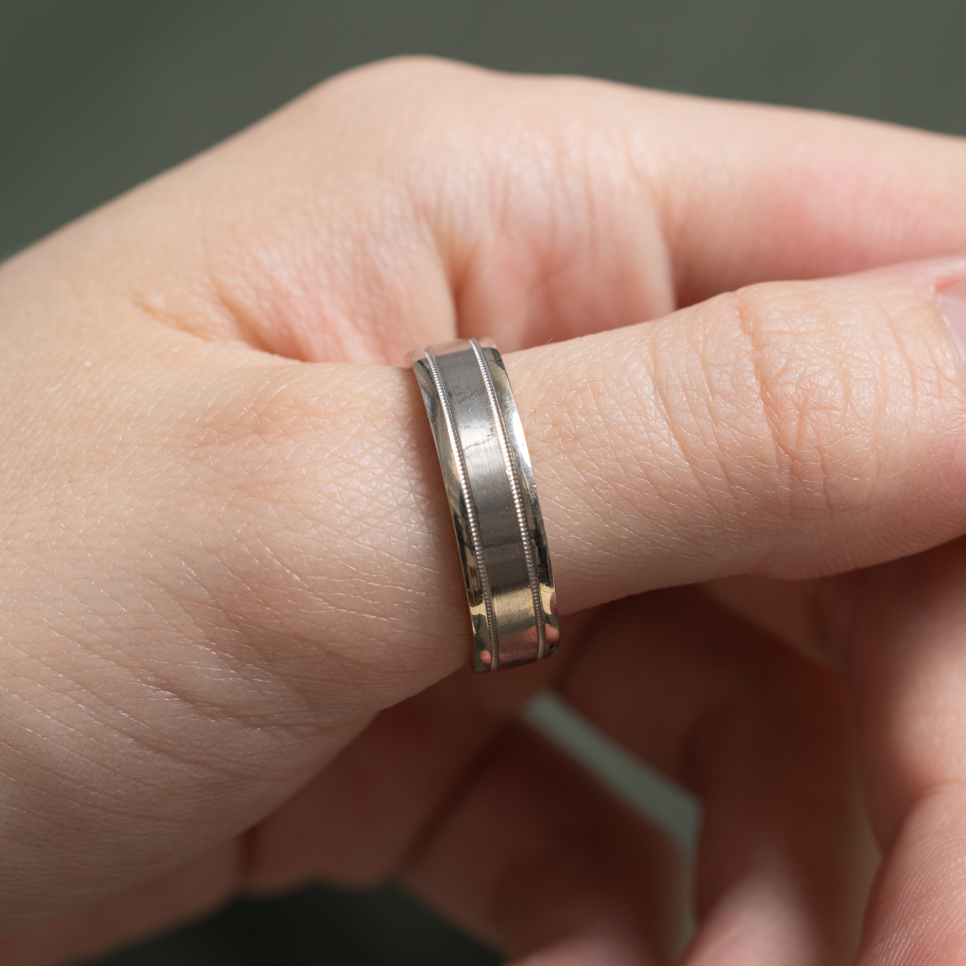 'Birks' 14k White Gold Milgrain Band | 6mm | SZ 9.5
