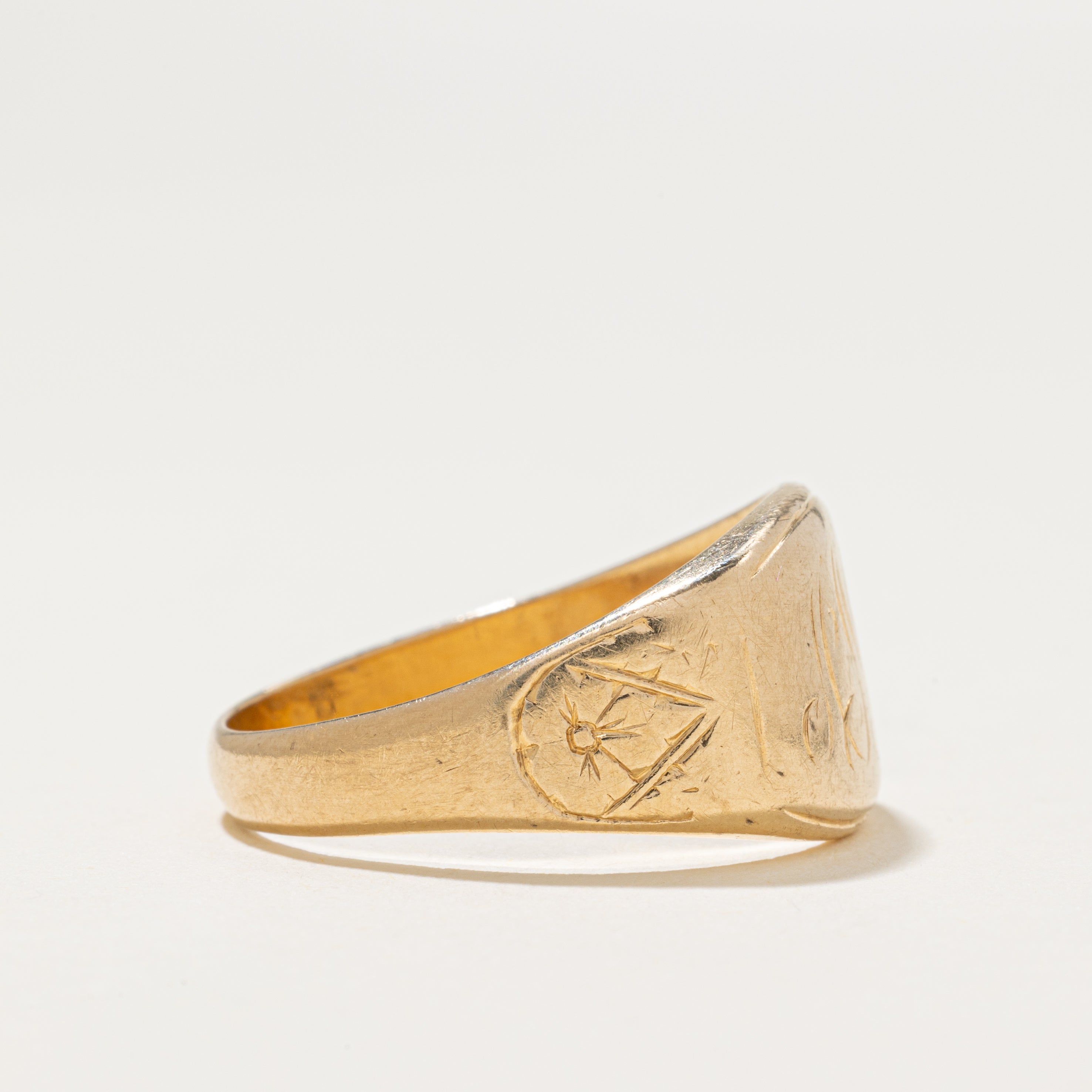 'Birks' 10k Yellow Gold Engraved Floral Signet Ring | SZ 10