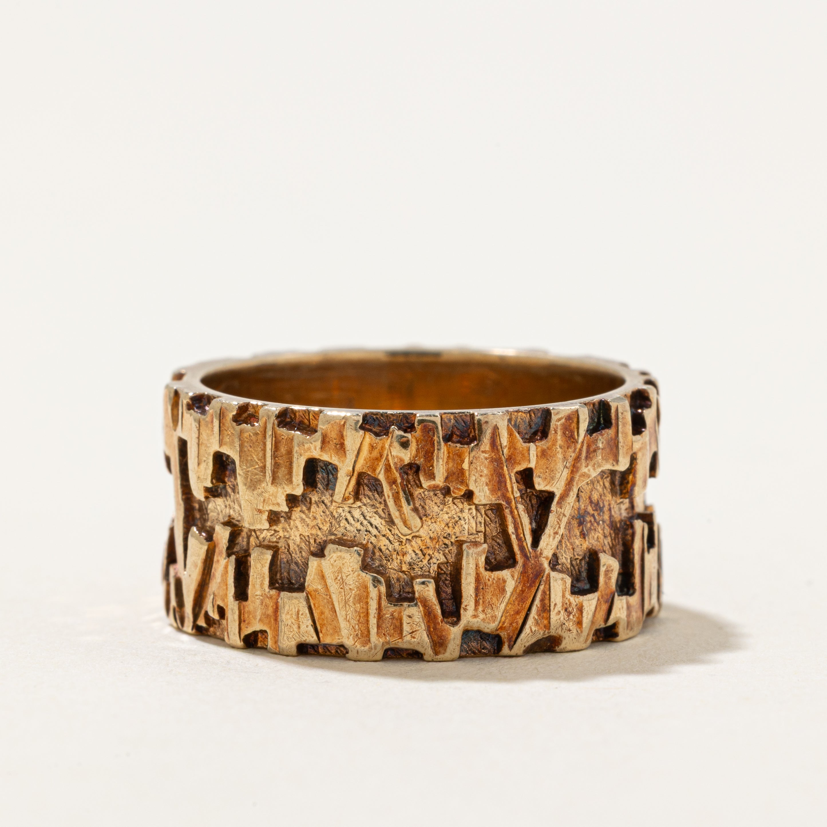 'Birks' 10k Yellow Gold Textured Abstract Band | SZ 8