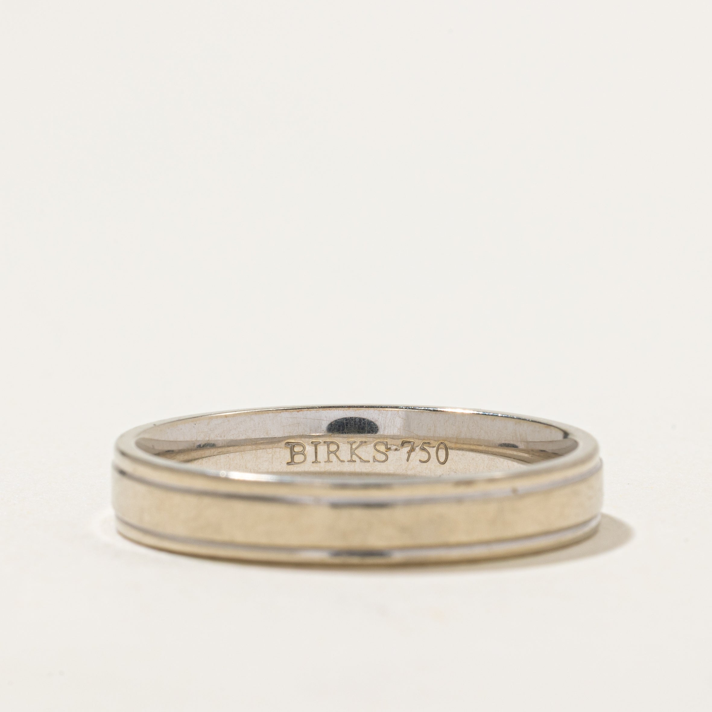 'Birks' 18k White Gold Grooved Band | 4mm | SZ 9.75