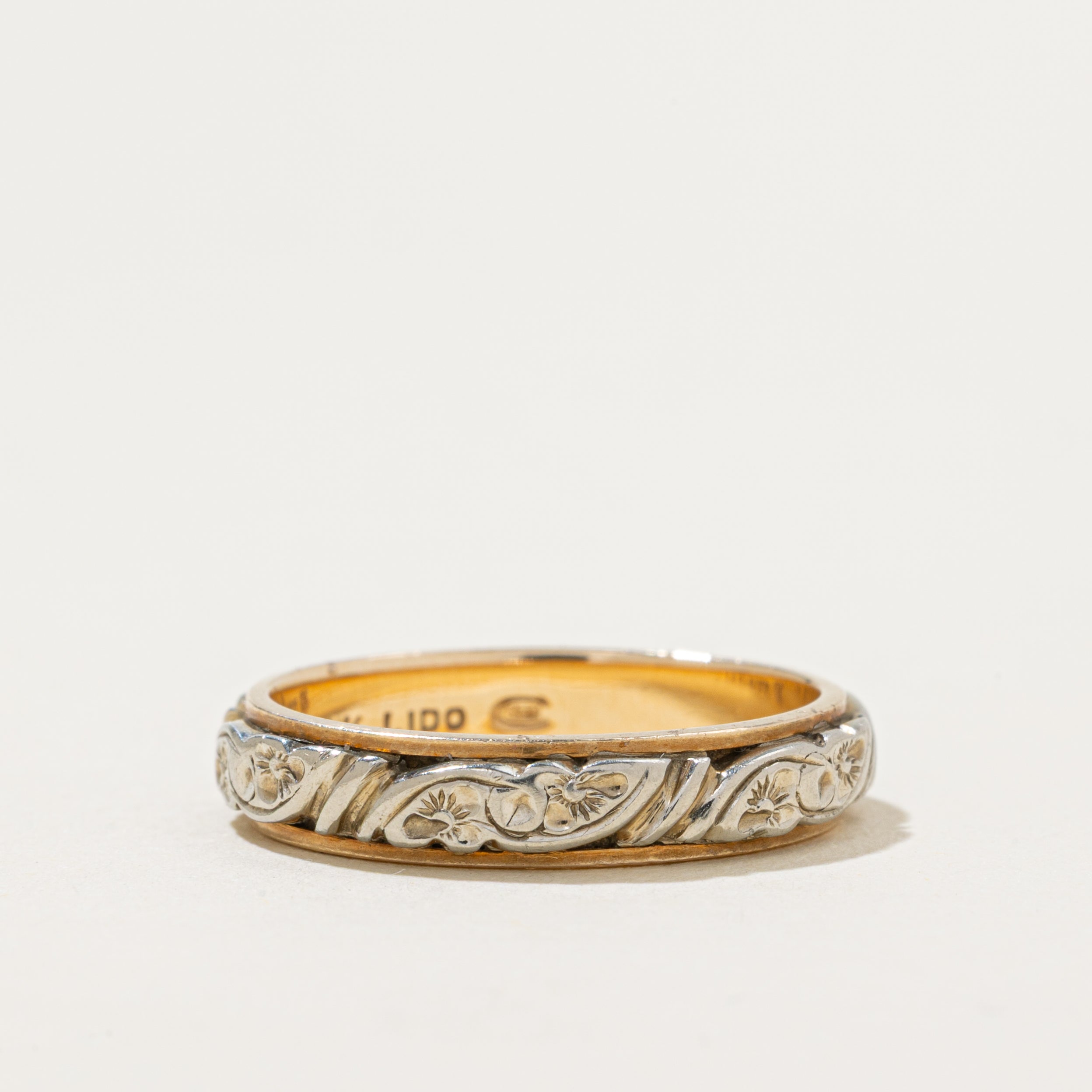 Bague vintage canadienne en or bicolore 14 carats, gravée de motifs floraux | 4 mm | Taille 5,5