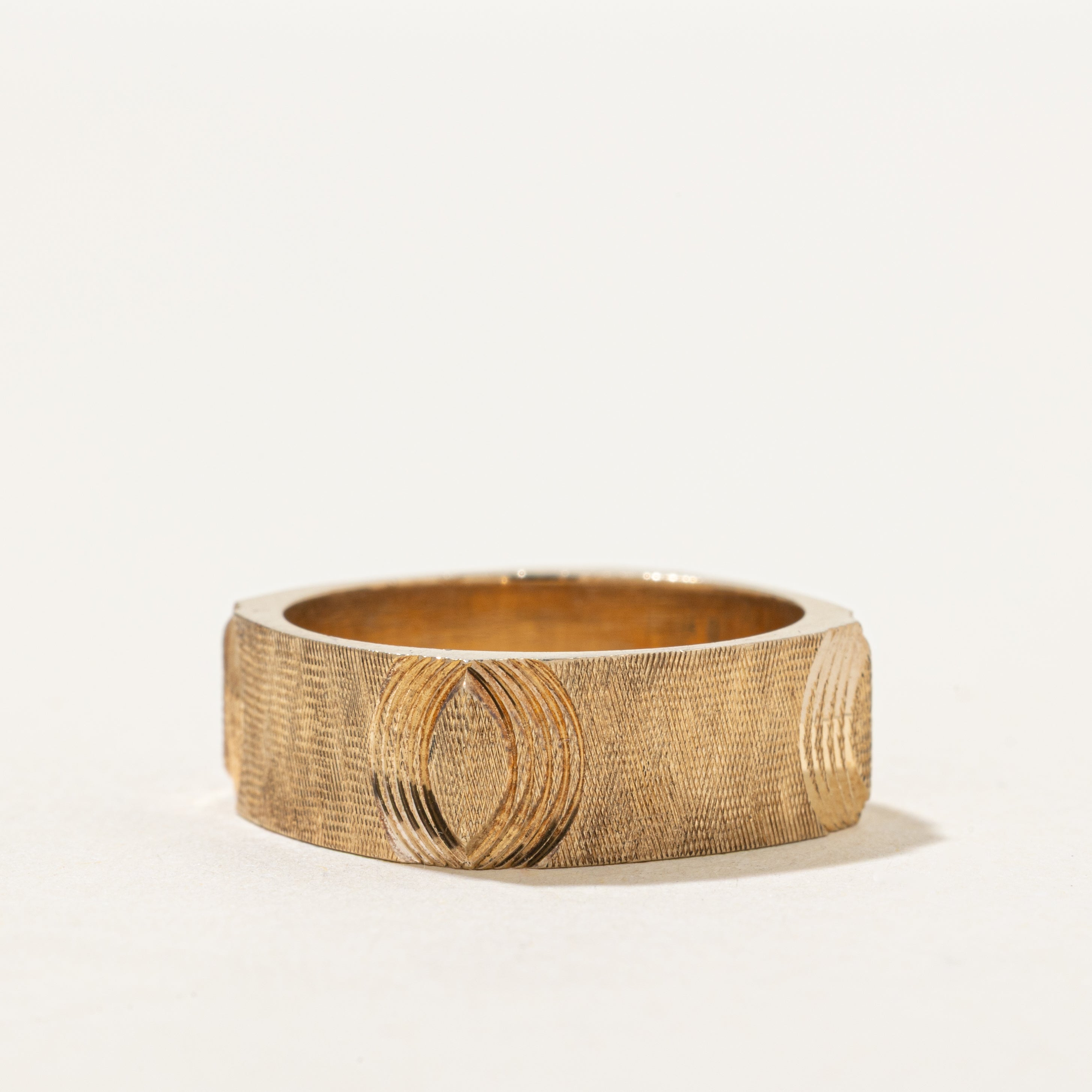 Vintage Canadian 10k Soft-Square Textured Band | SZ 8