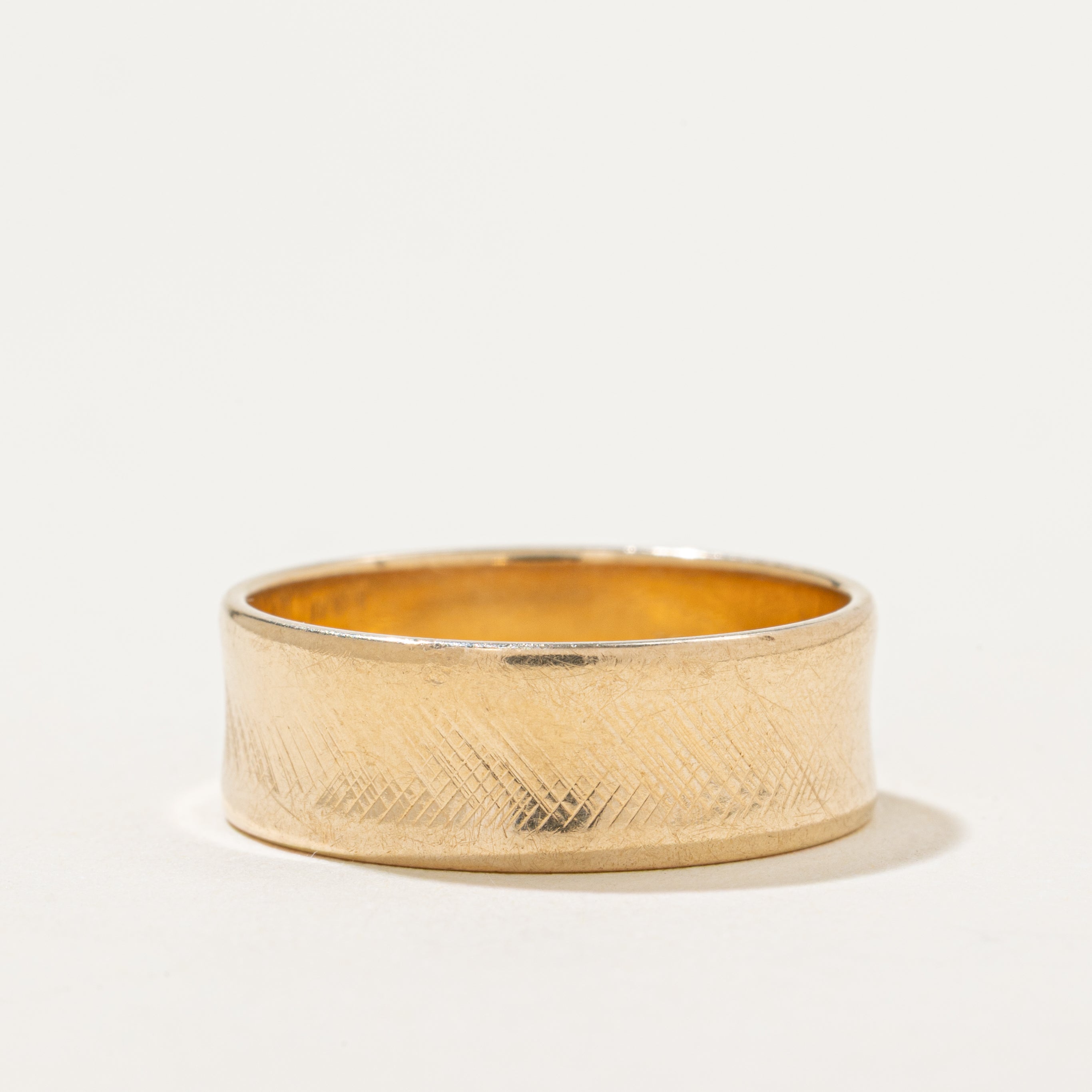 Alliance vintage canadienne en or 10 carats, incurvée et texturée | 7 mm | Taille 9