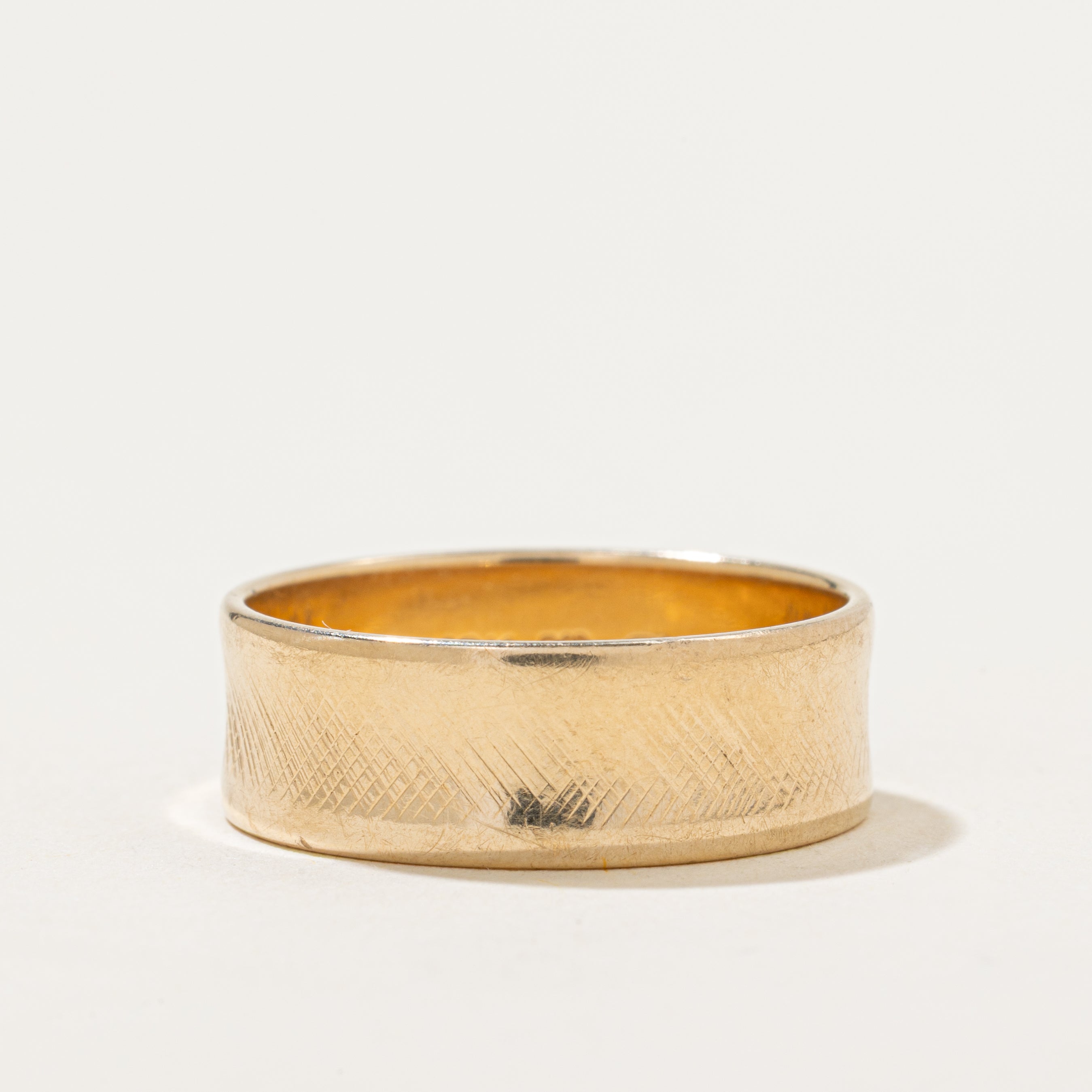 Alliance vintage canadienne en or 10 carats, incurvée et texturée | 7 mm | Taille 9
