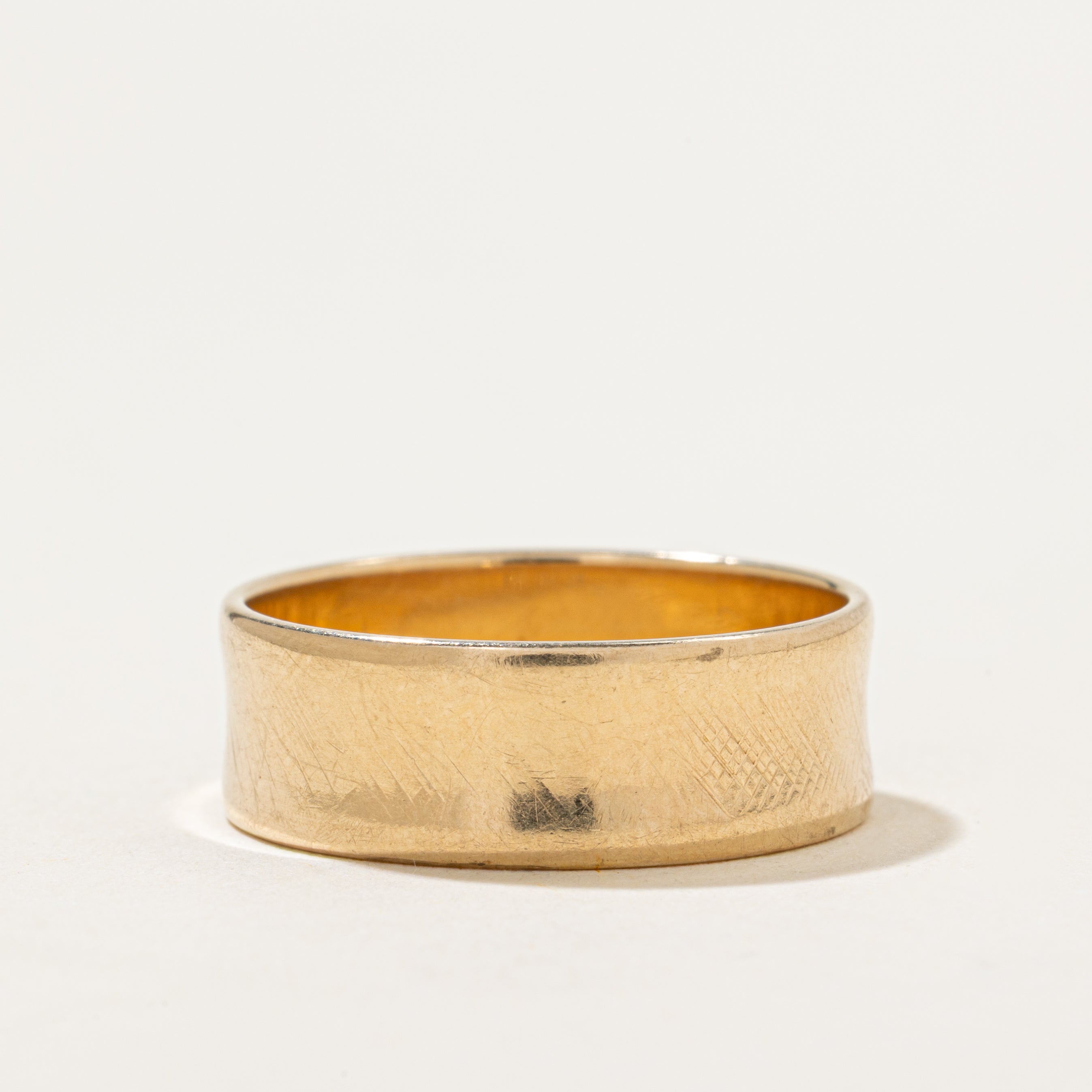 Alliance vintage canadienne en or 10 carats, incurvée et texturée | 7 mm | Taille 9