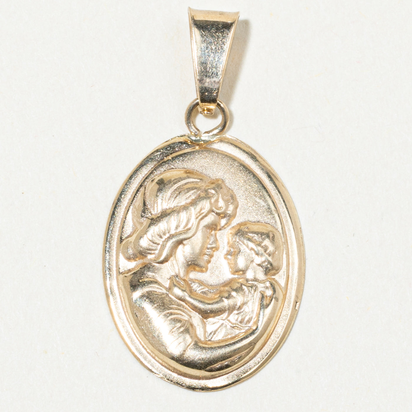 10k Yellow Gold Mother & Child Pendant