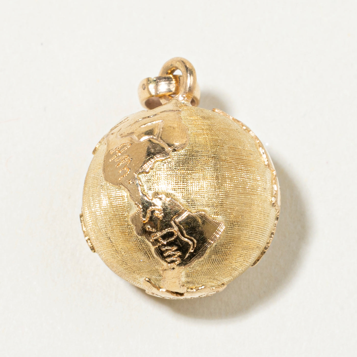 18k Yellow Gold Globe Charm