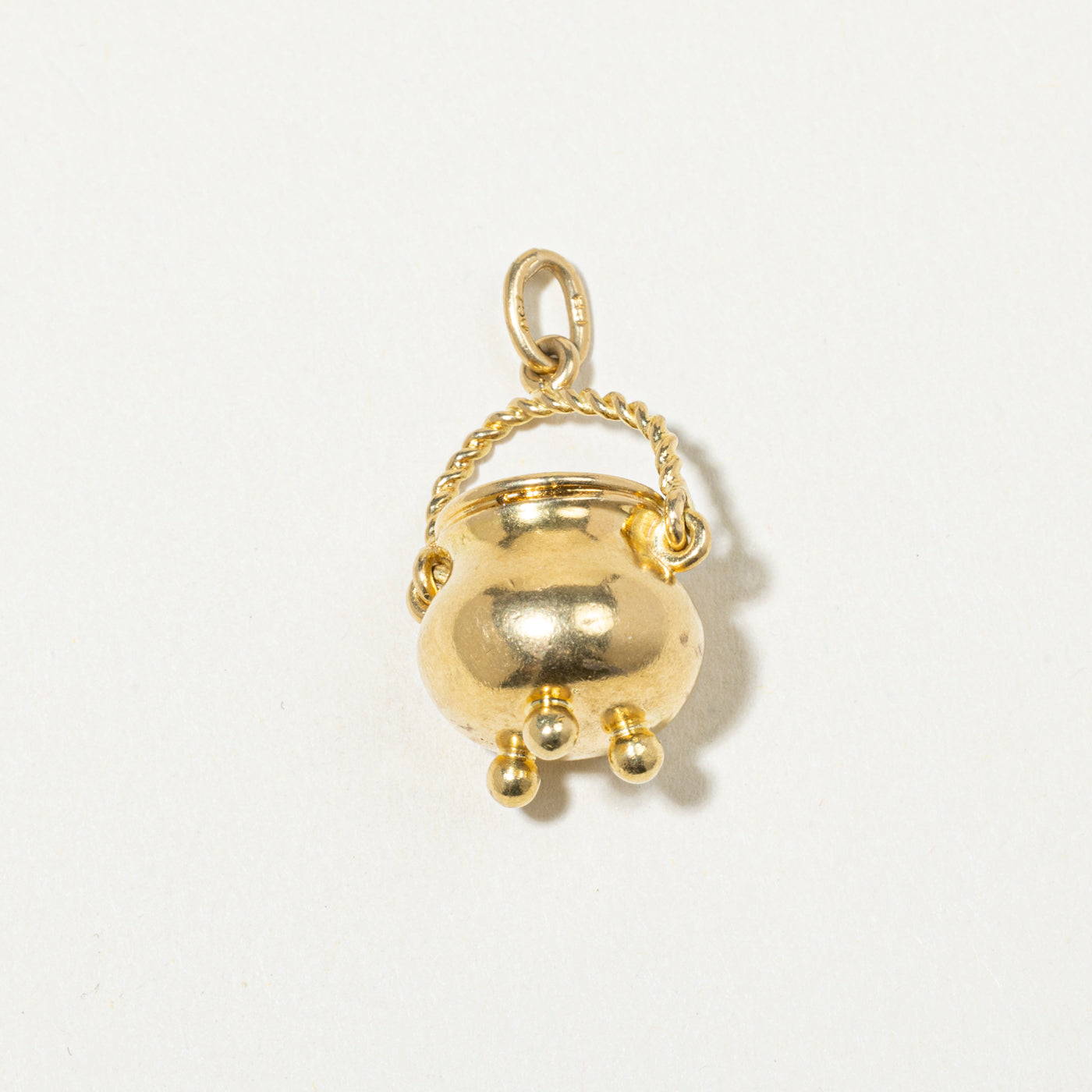 18k Yellow Gold Cauldron Charm