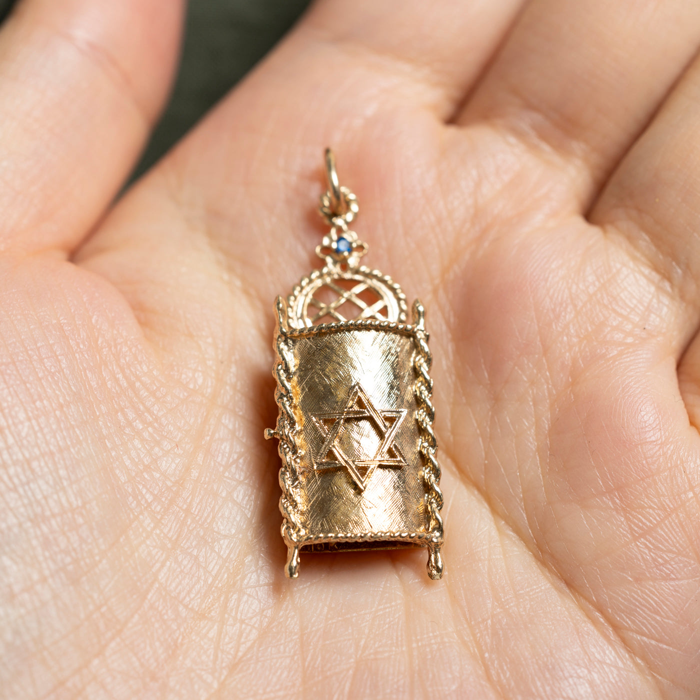 Breloque Étoile de David en or jaune 10 carats