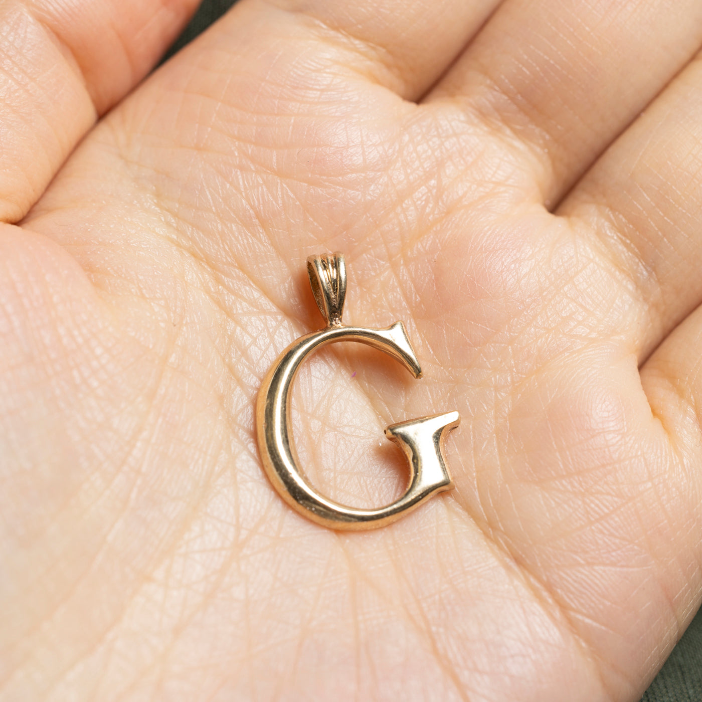 10k Yellow Gold "G" Initial Pendant