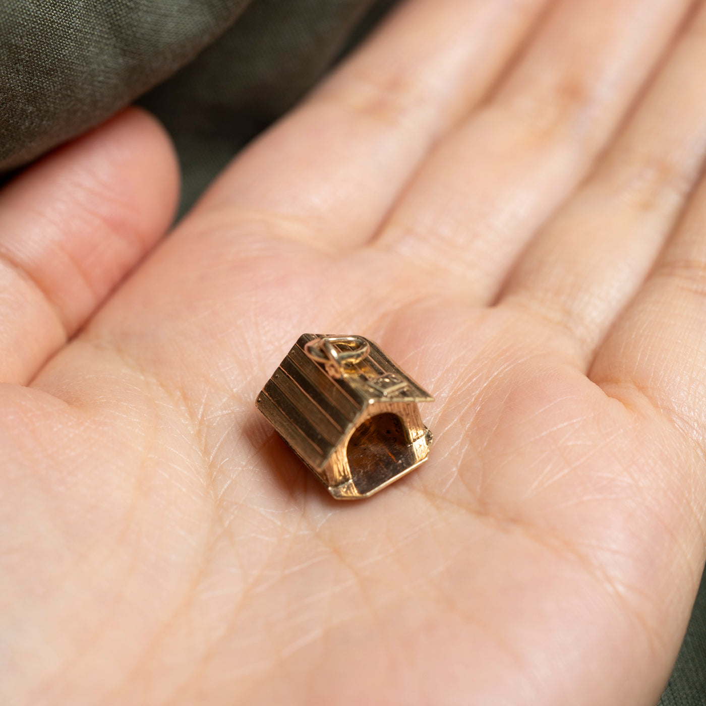 10k Yellow Gold "Fido" Dog House Charm