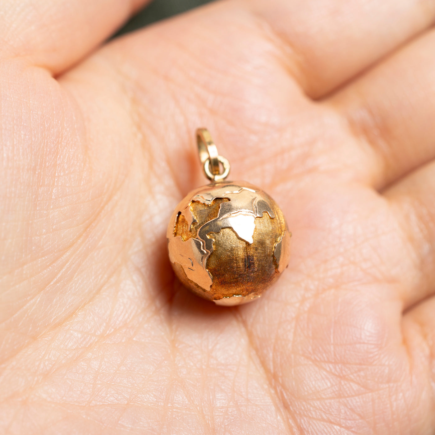 14k Yellow Gold Globe Charm
