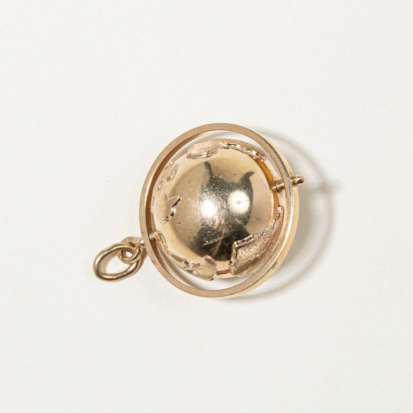 10k Yellow Gold Globe Charm