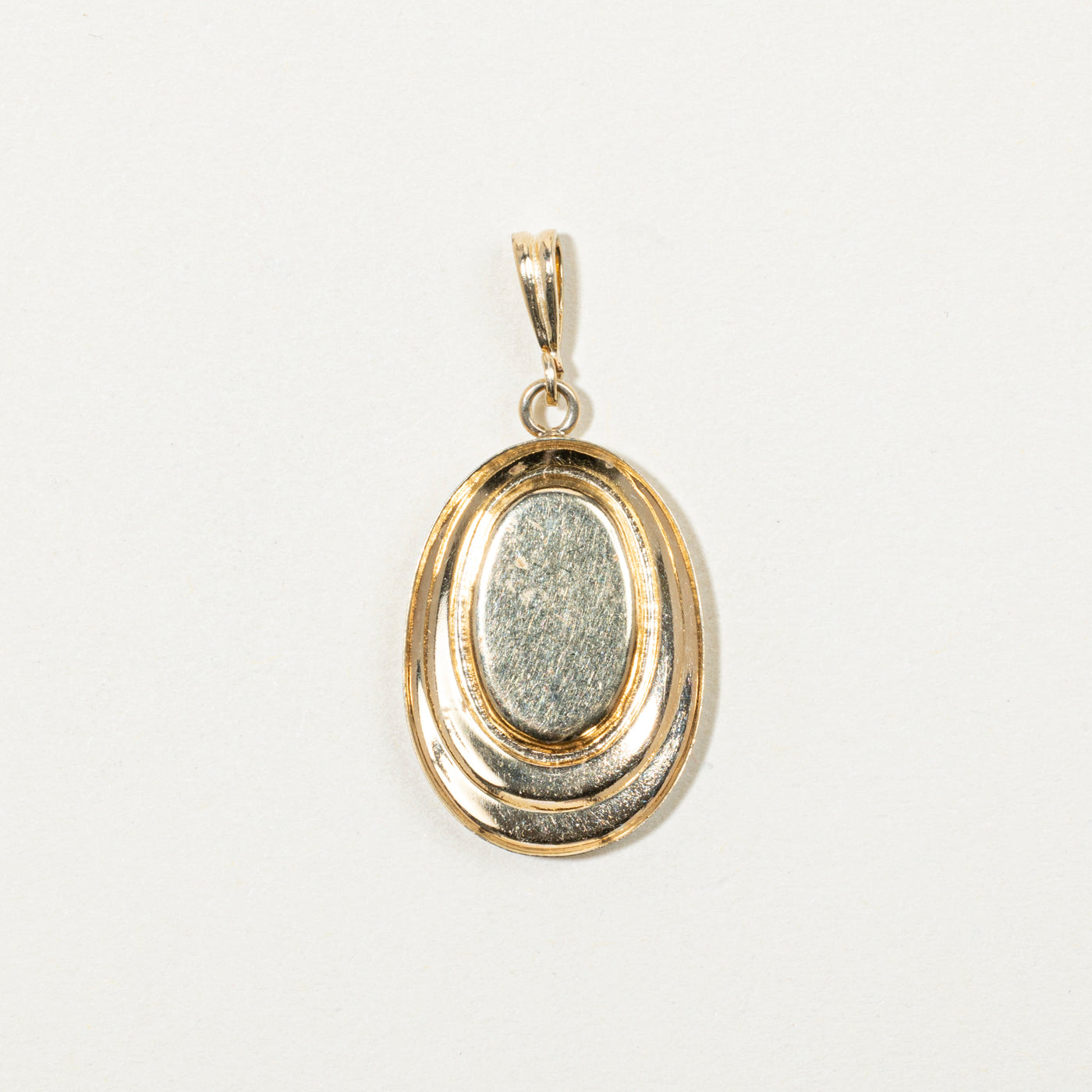 10k Yellow Gold Portrait Oval Pendant