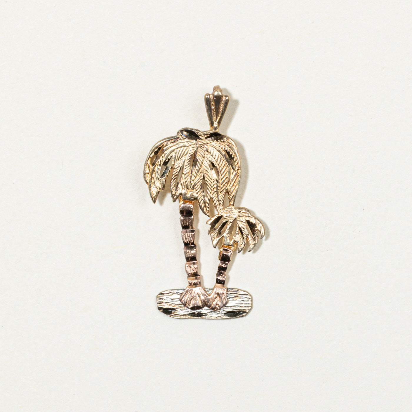 14k Yellow Gold Palm Tree Pendant