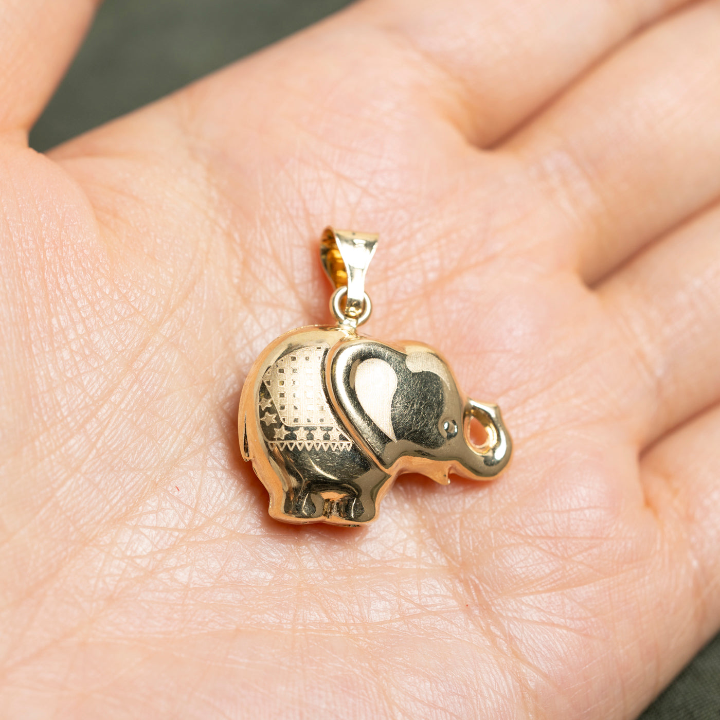 14k Yellow Gold Elephant Pendant