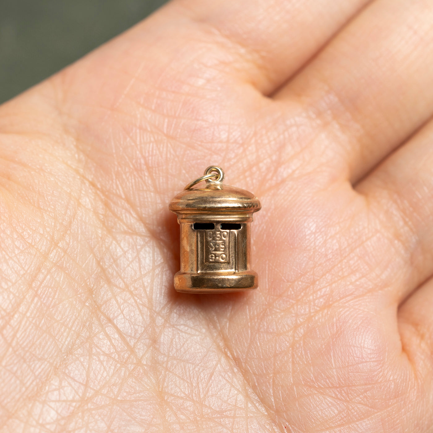 1990 Birmingham 9k Yellow Gold Postbox Charm