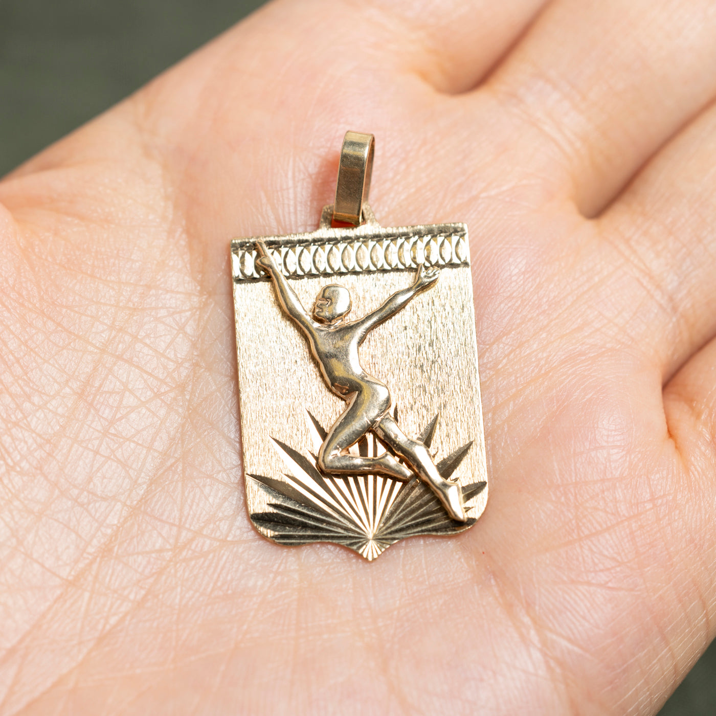 10k Yellow Gold Athlete Pendant