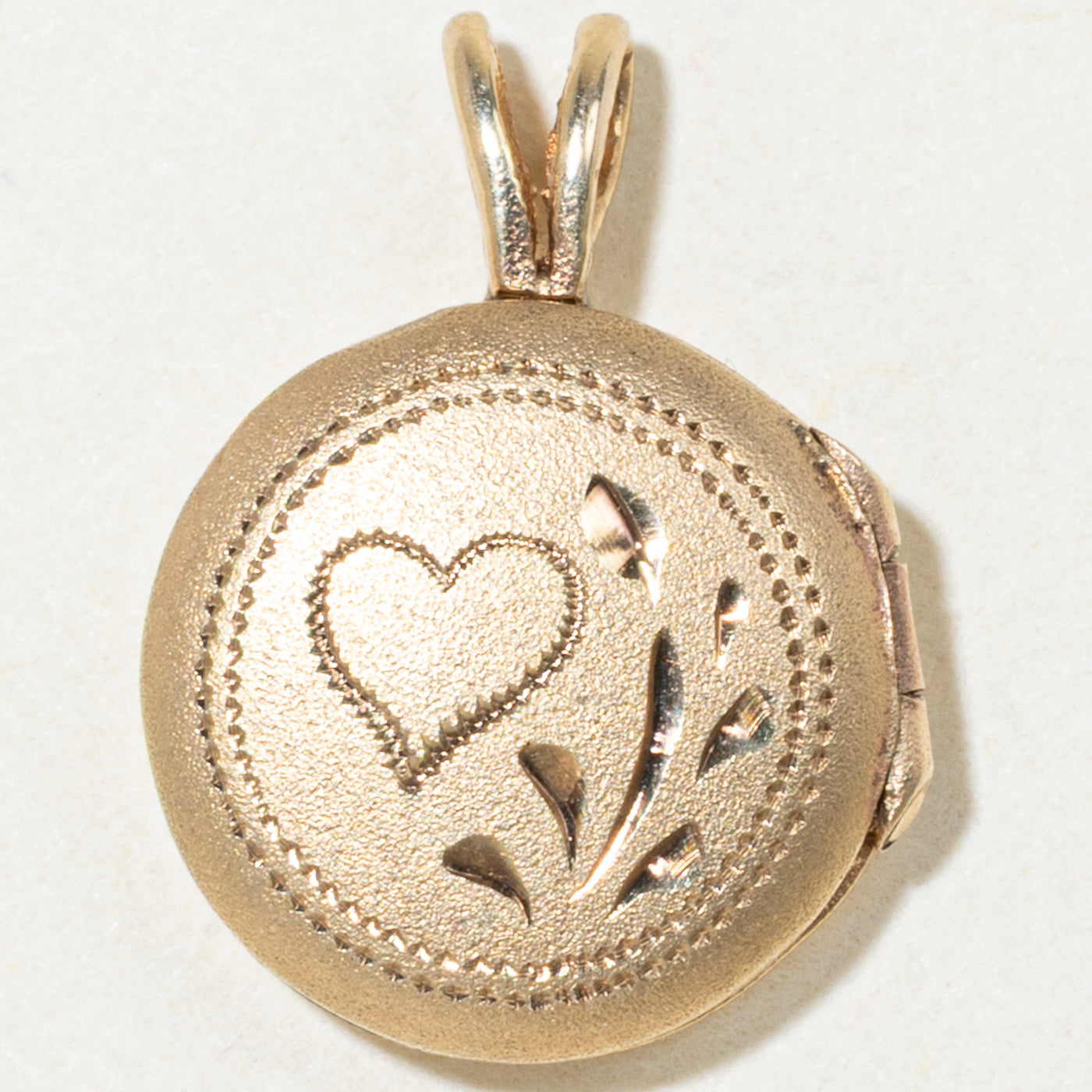 10k Yellow Gold Engraved Locket