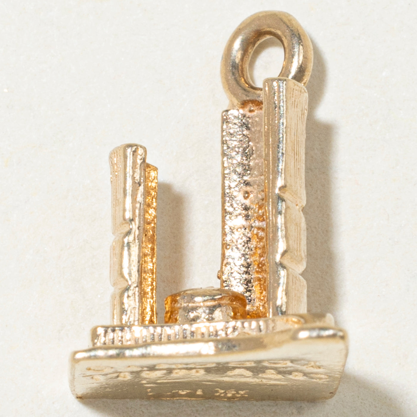 14k Yellow Gold Toronto City Hall Charm
