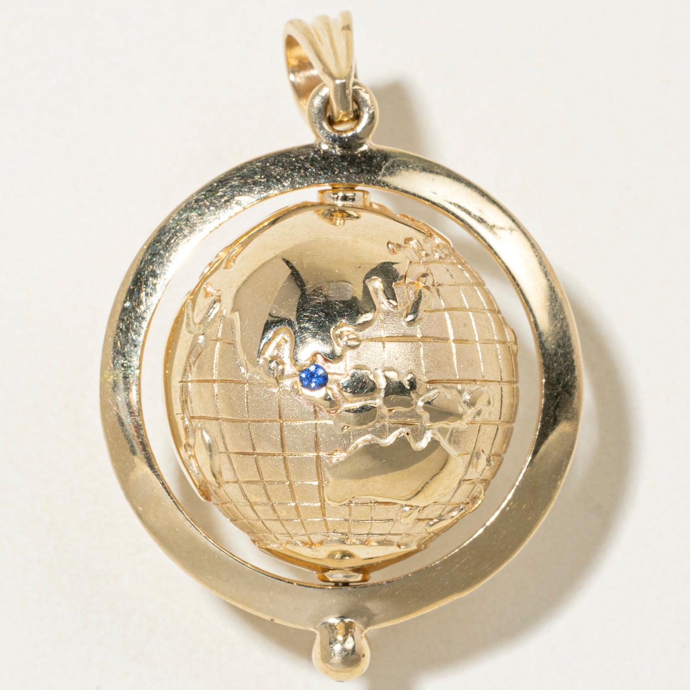 14k Yellow Gold Kinetic Globe Pendant