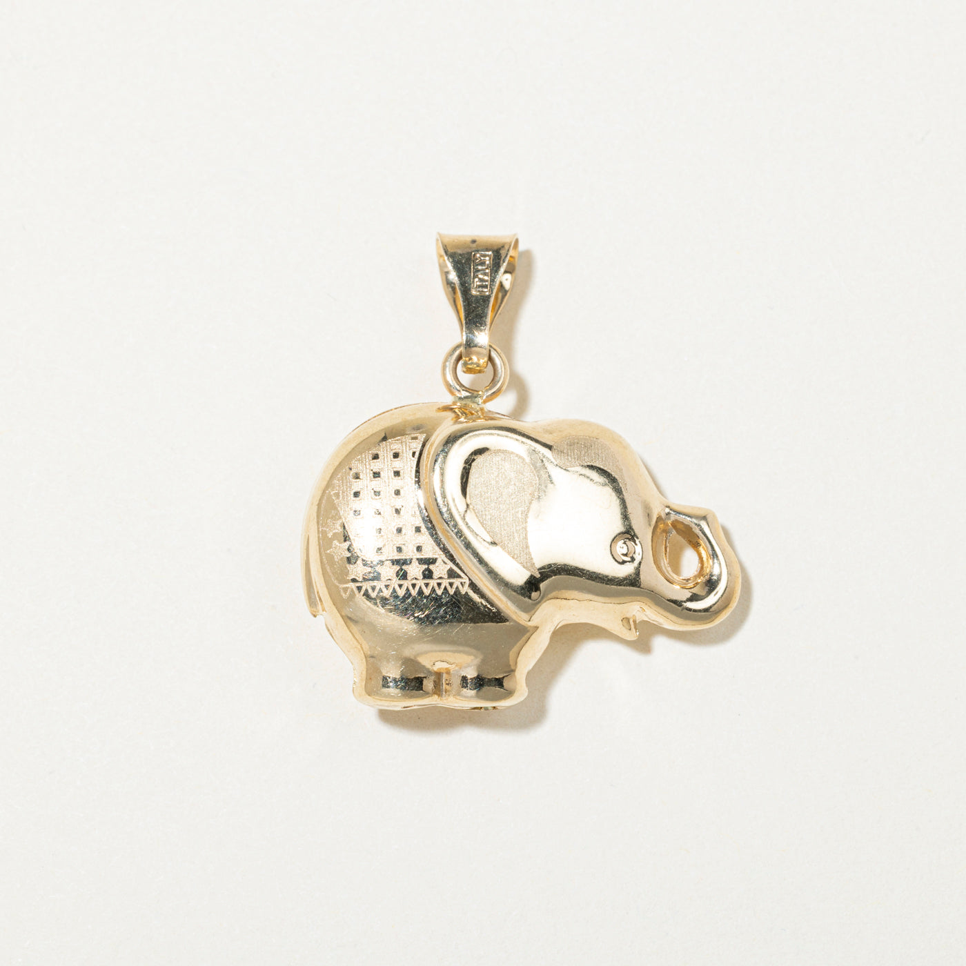 14k Yellow Gold Elephant Pendant