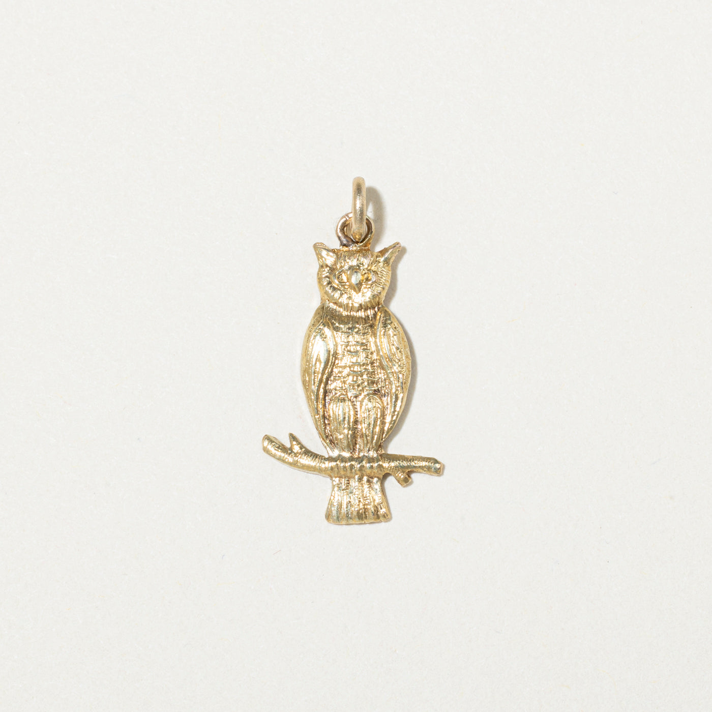 Breloque hibou en or jaune 10 carats