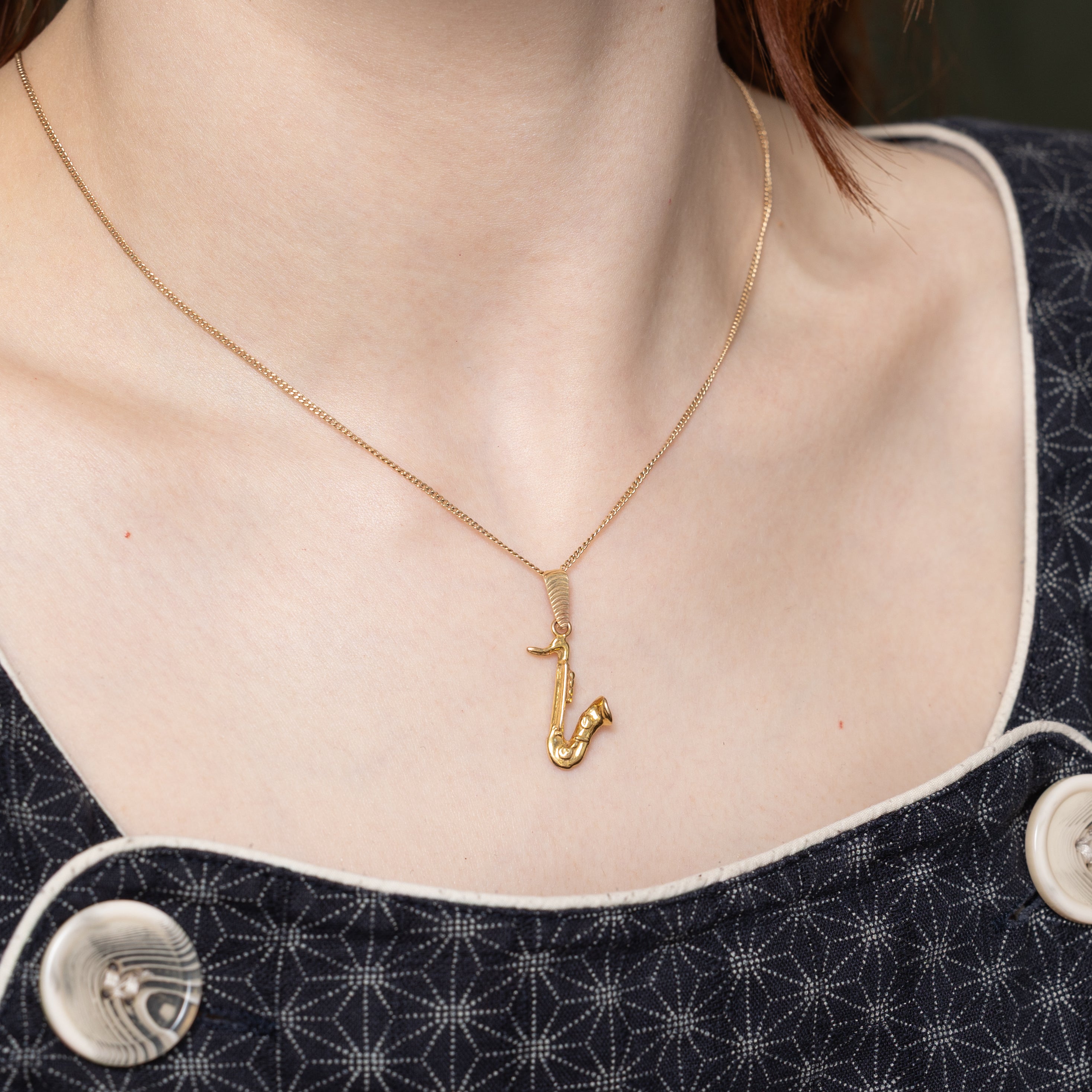 10k Yellow Gold Saxophone Pendant