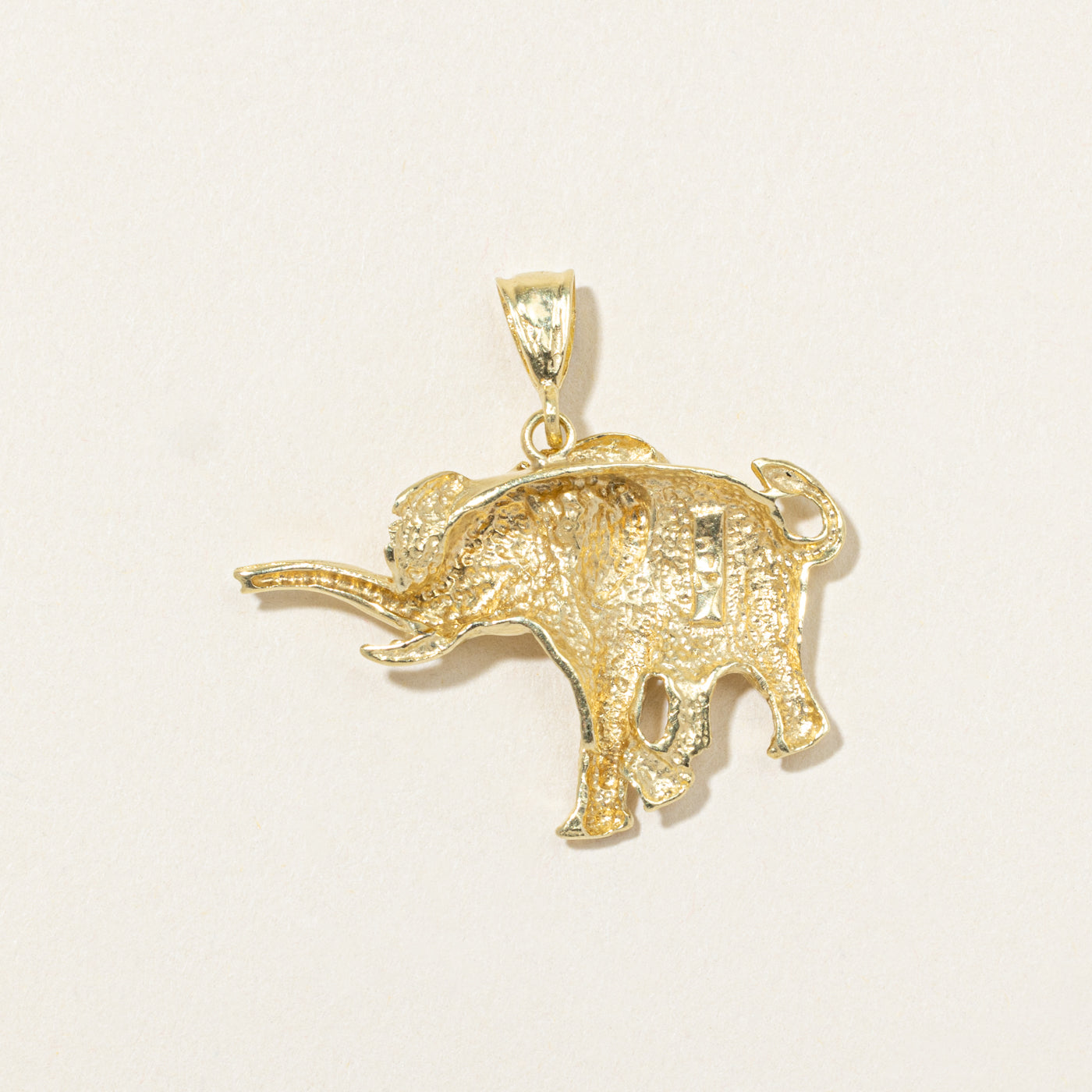 18k Yellow Gold Elephant Pendant