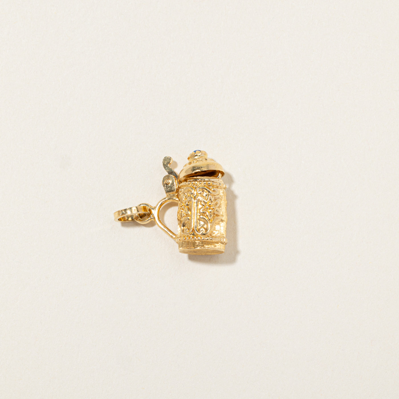 Breloque en or jaune 18 carats pour chope à bière