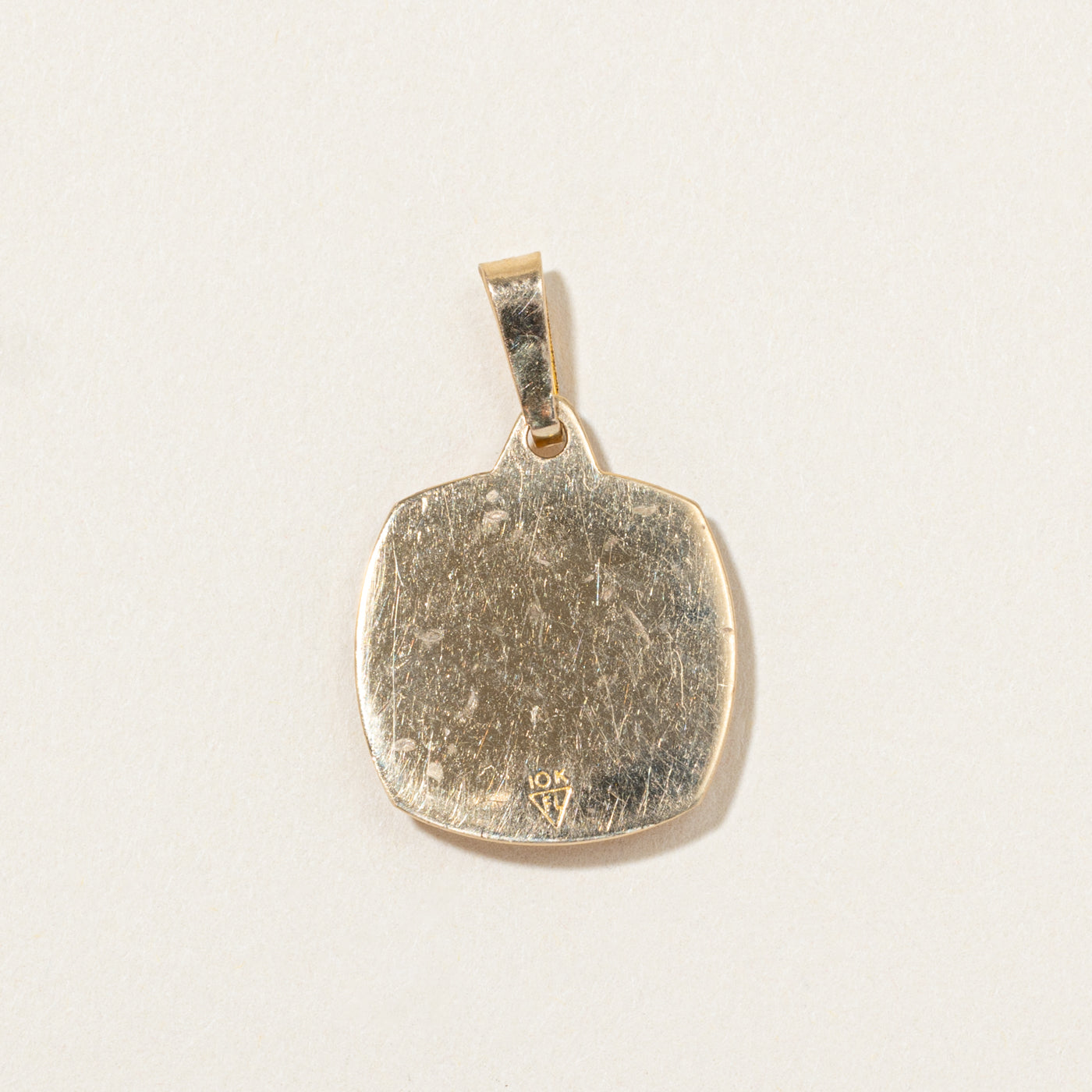 Breloque Scorpion en or jaune 10 carats
