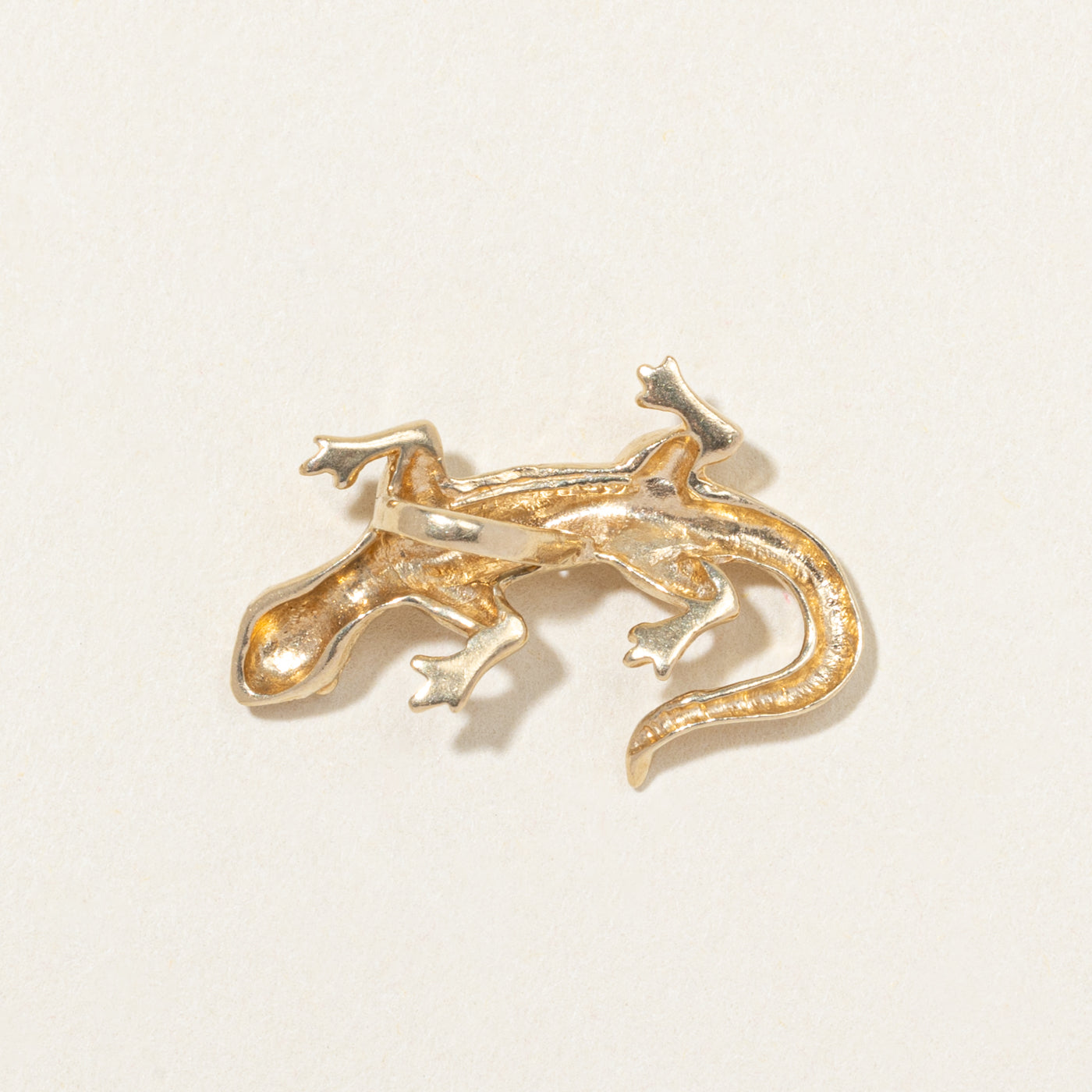 Breloque gecko en or jaune 13 carats