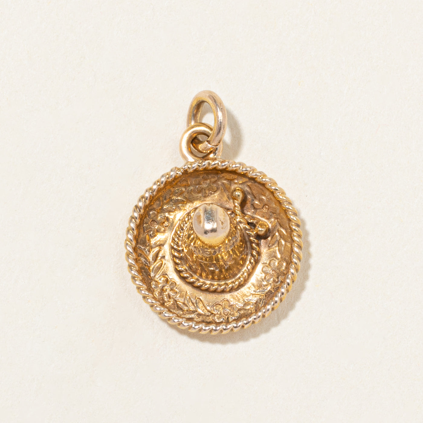 Breloque sombrero en or jaune 14 carats