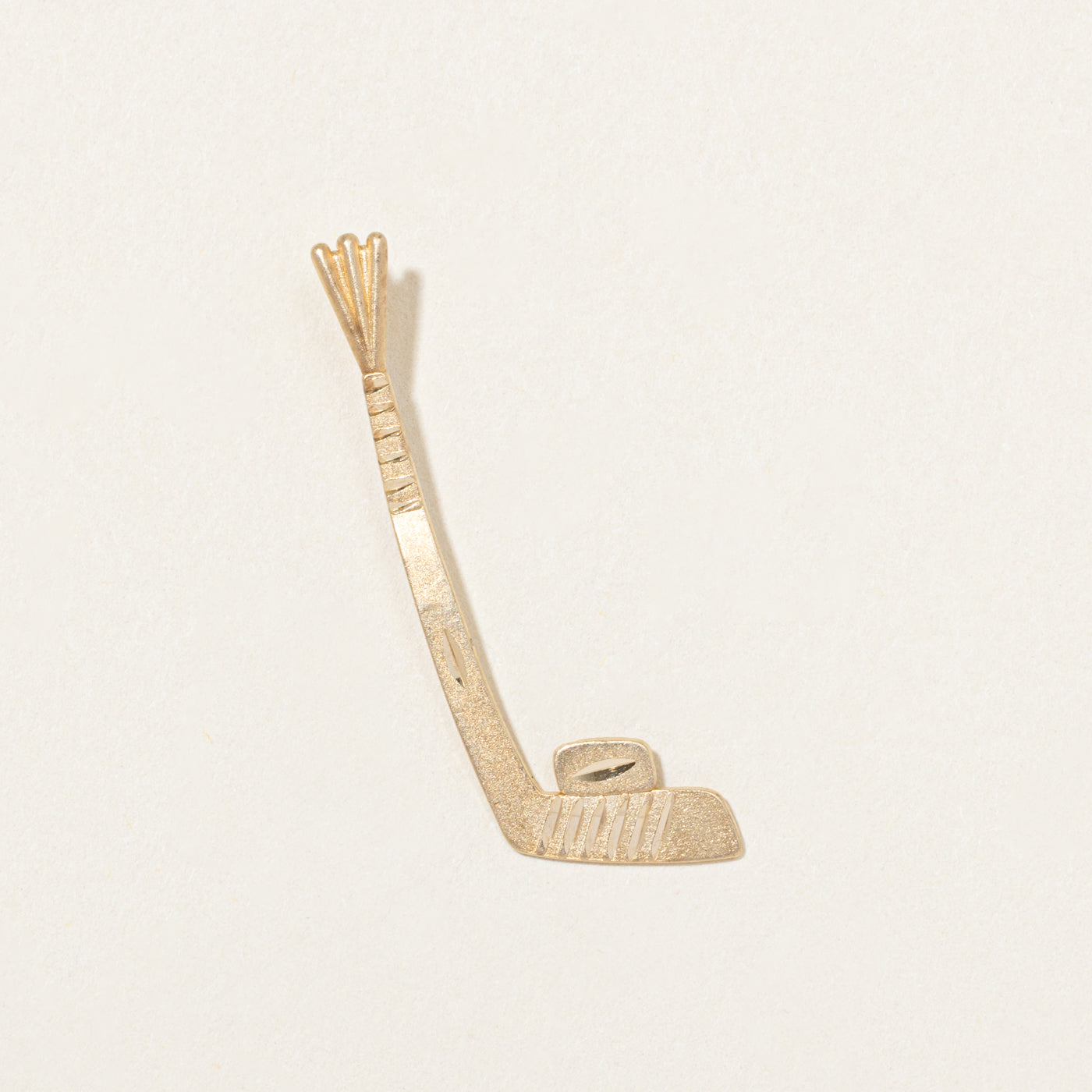 14k Yellow Gold Hockey Stick & Puck Pendant