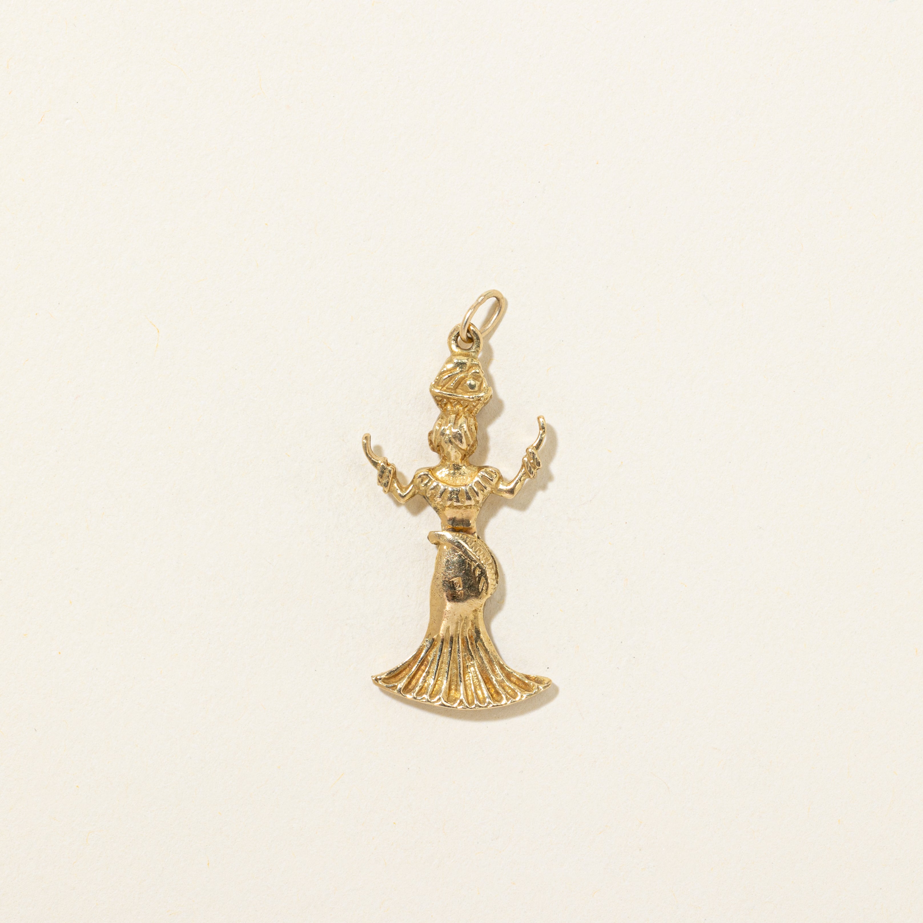18k Yellow Gold Woman Charm