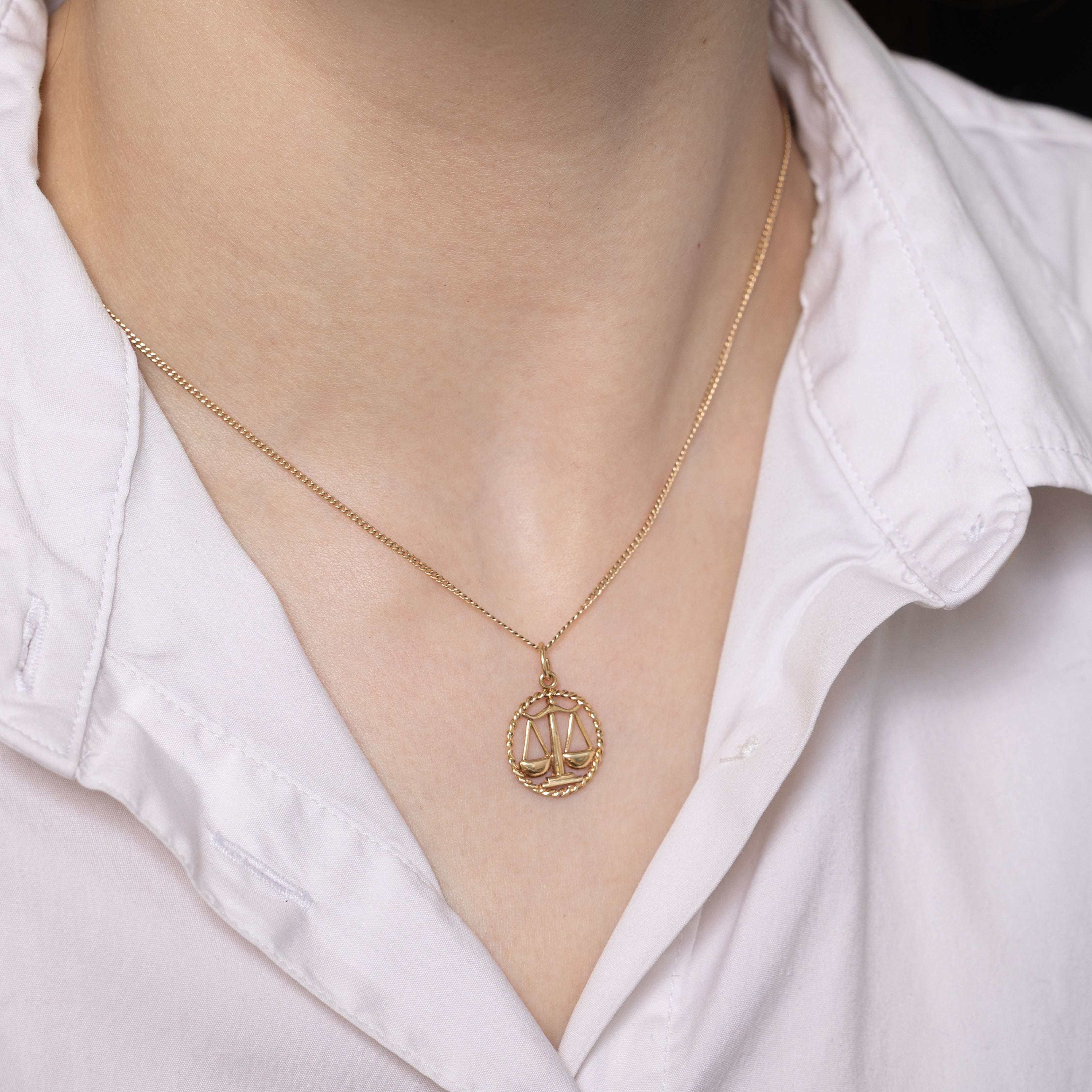 10k Yellow Gold Libra Zodiac Charm