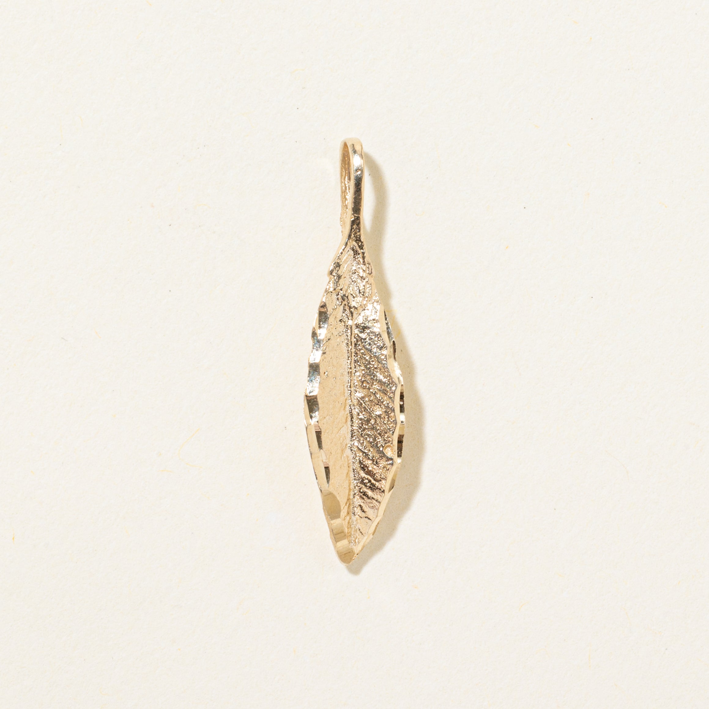 10k Yellow Gold Engraved Leaf Pendant