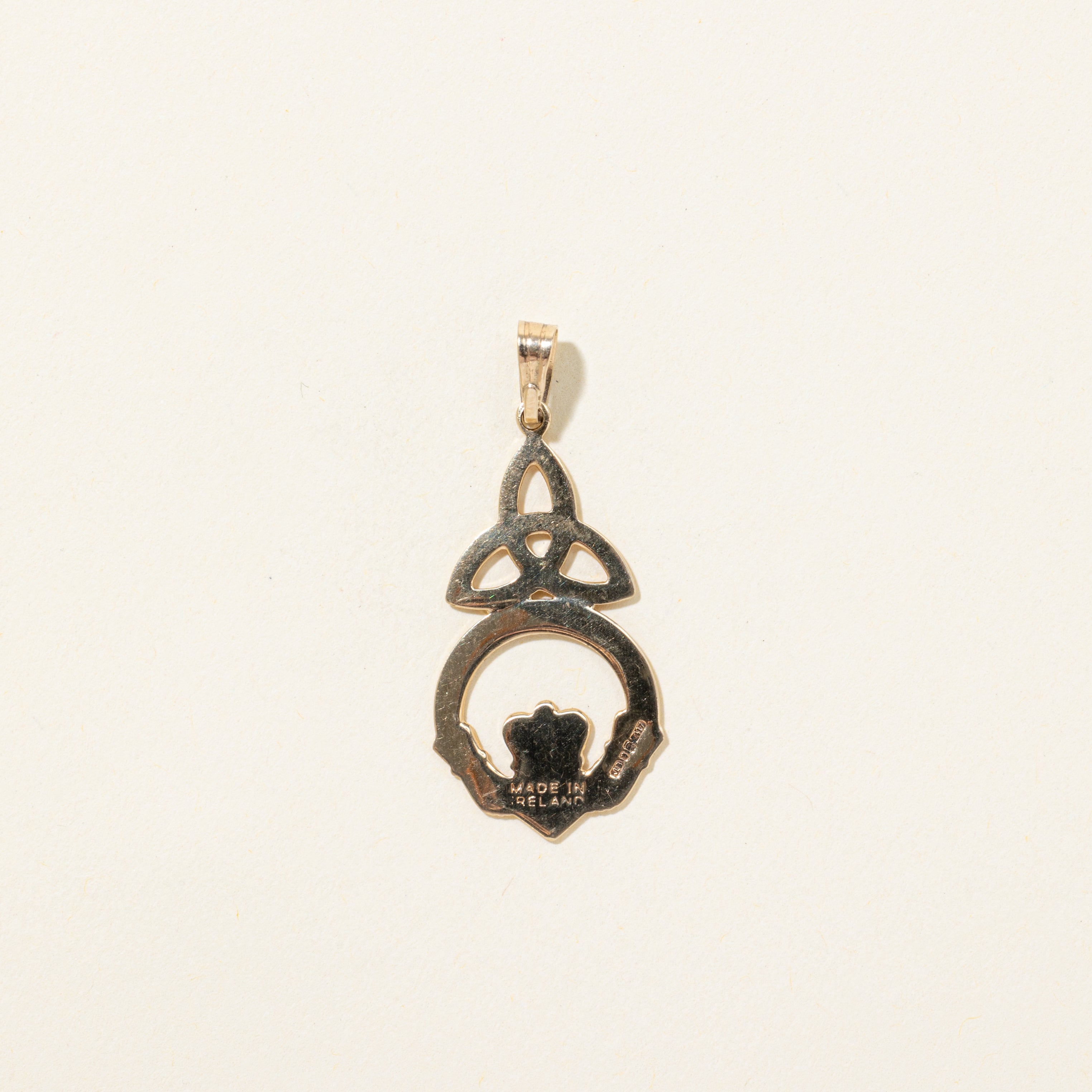 Dublin 14k Yellow Gold Celtic Claddagh Pendant