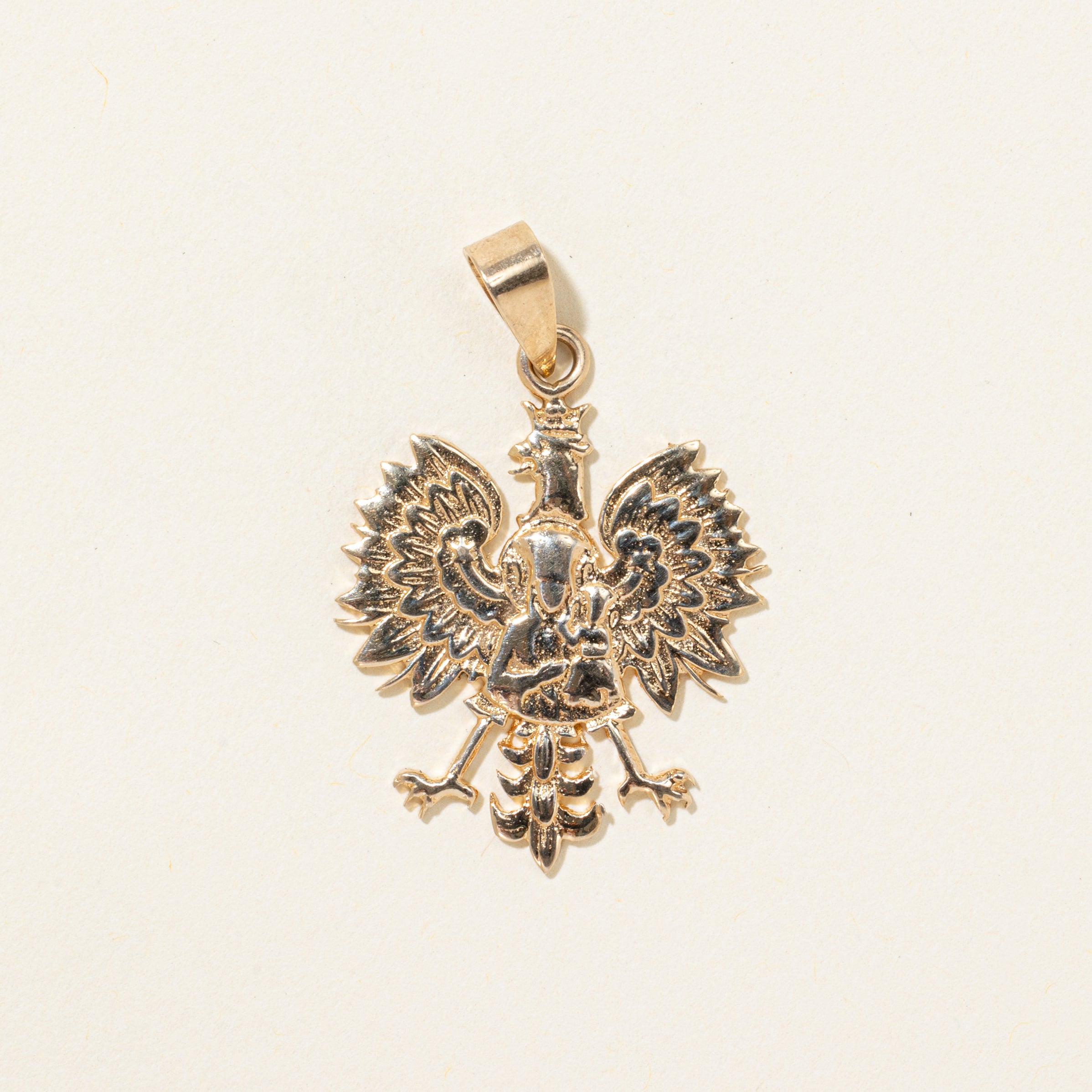 14k Yellow Gold Polish Coat of Arms Pendant