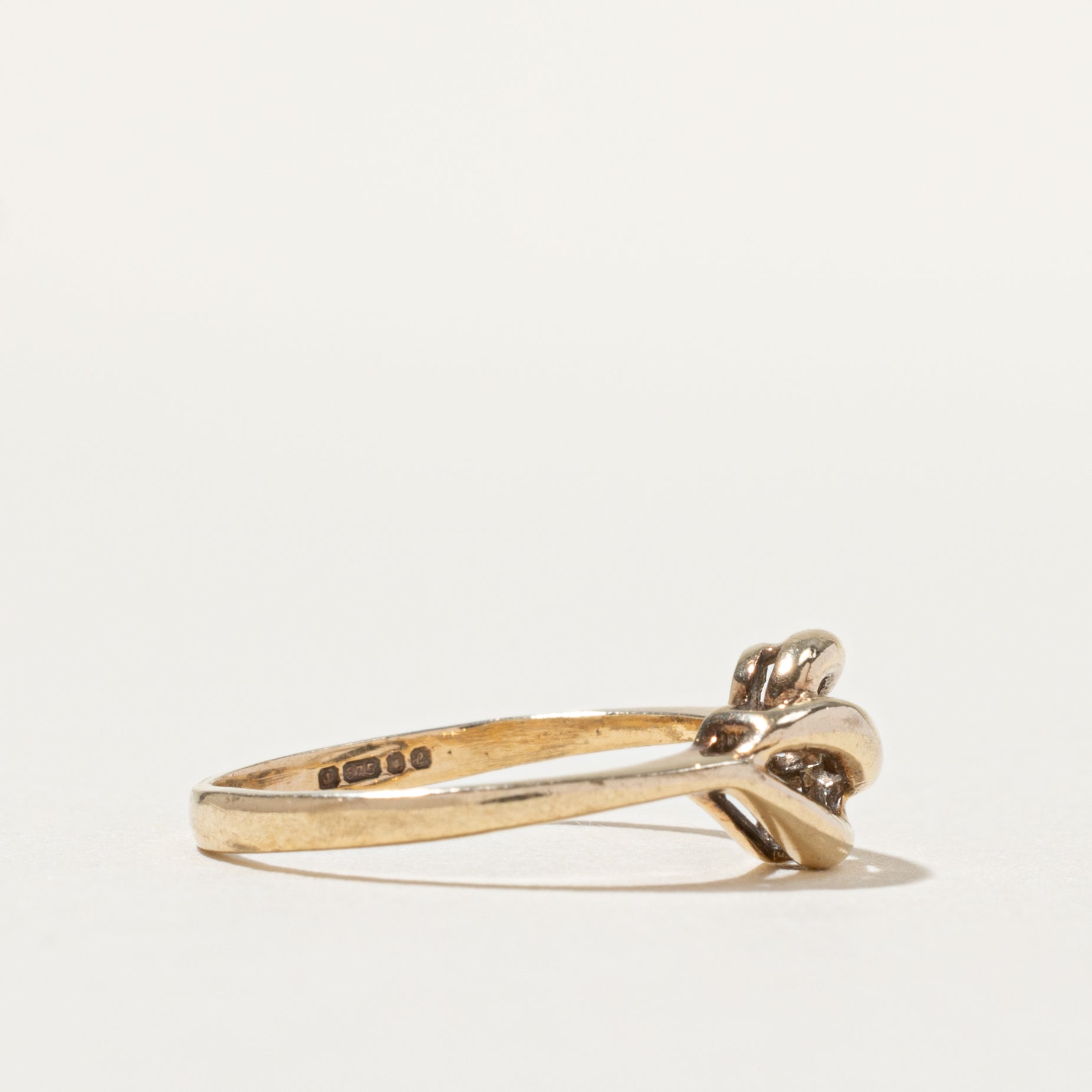 Bague Bypass en or jaune 9 carats, Londres, 1985 | Taille 4,75