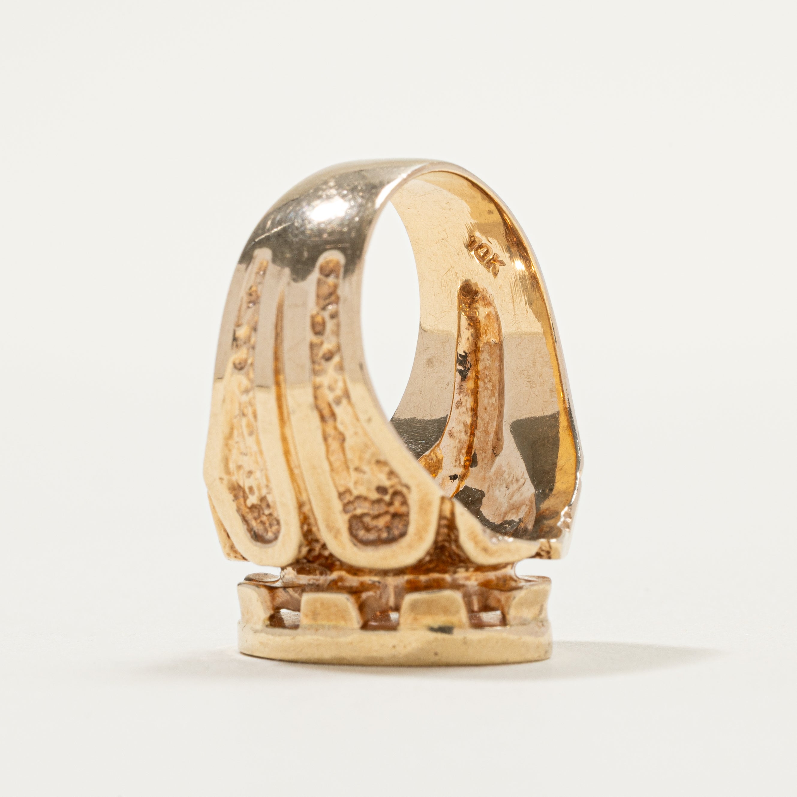 10k Yellow Gold Animals Signet Ring | SZ 9.5