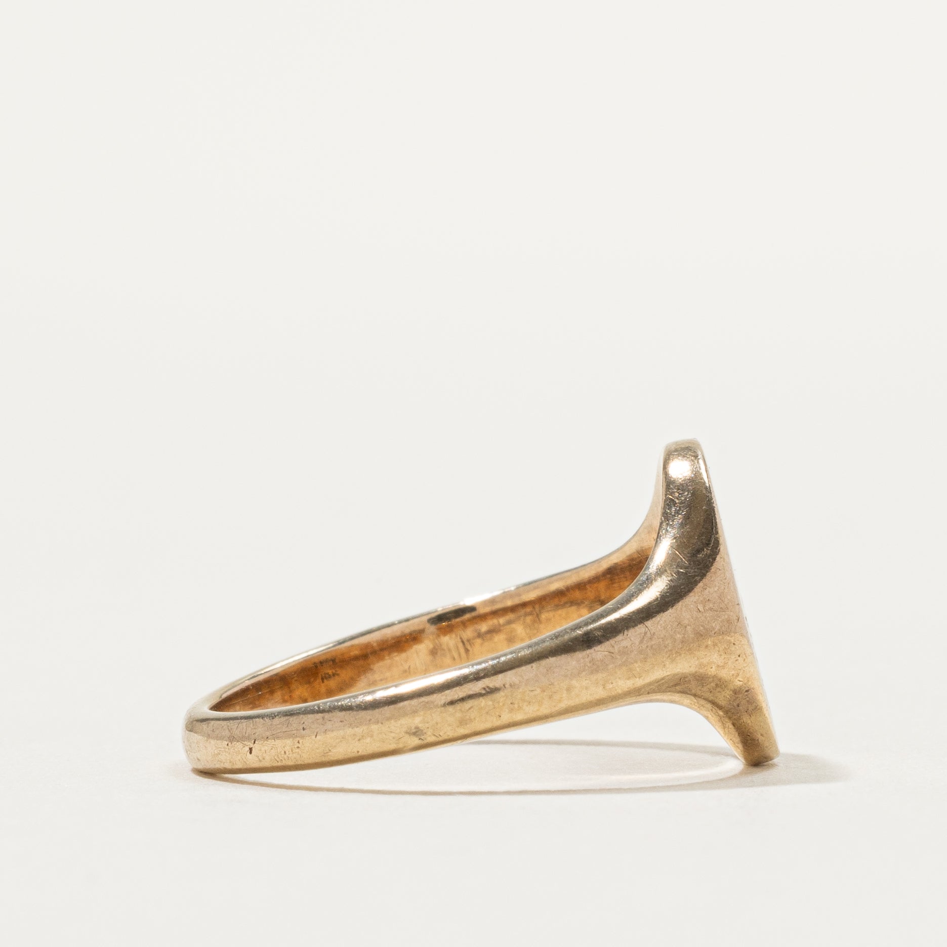 10k Yellow Gold Crest Signet Ring | SZ 5