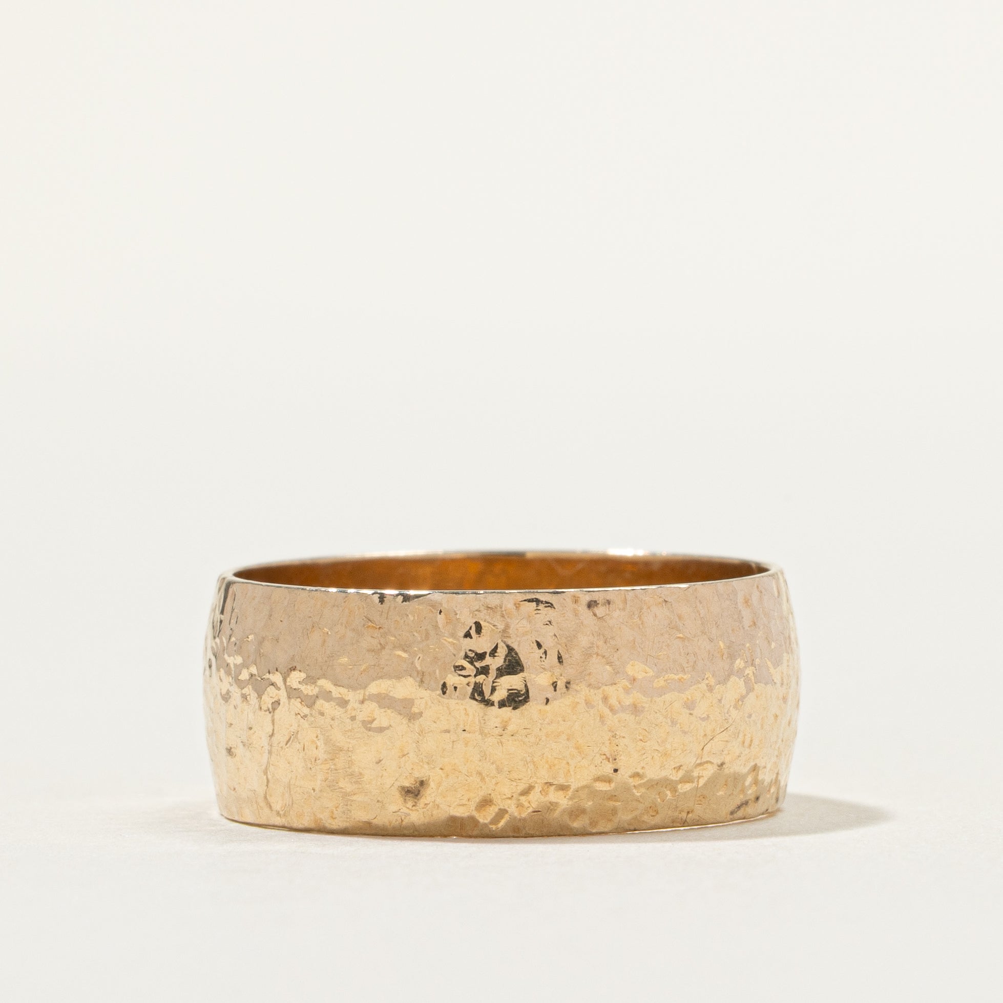 10k Yellow Gold Textured Cigar Band | 7.94mm | SZ 7.75